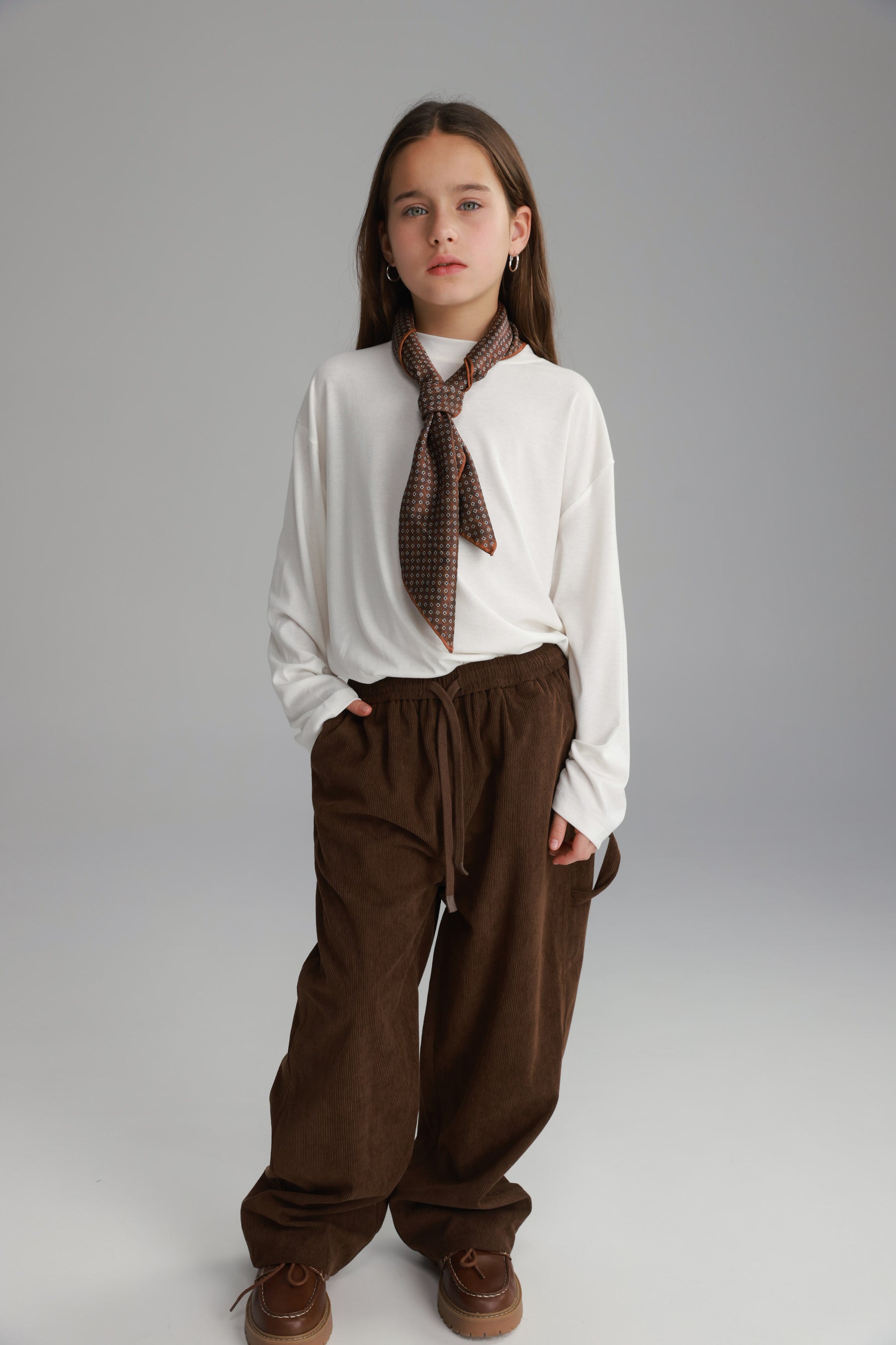 מכנסי ג'ורג' חומים