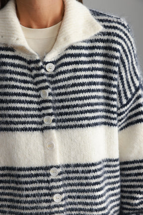 סוודר טוני שמנת/נייבי