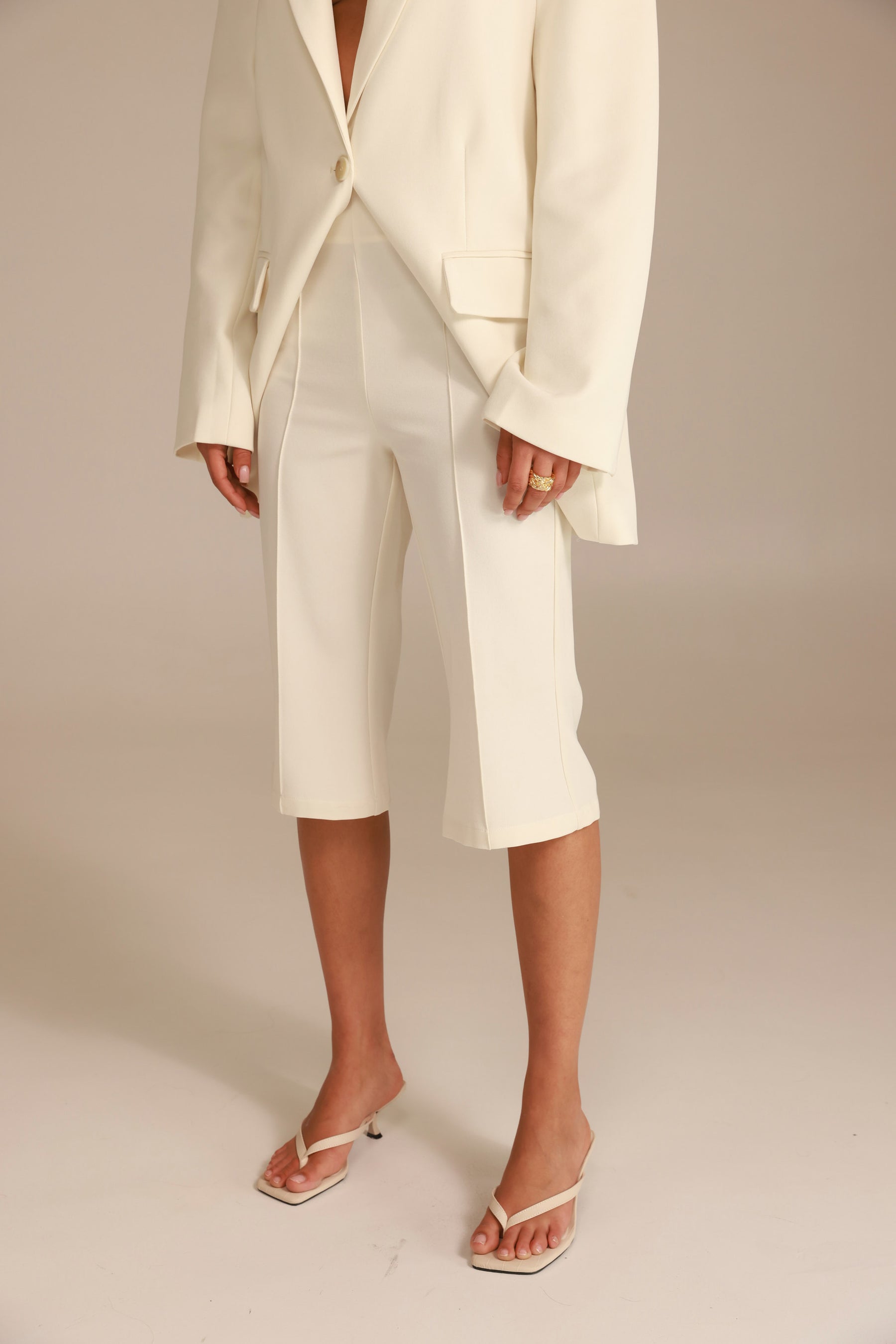 מכנסי נואל שמנת