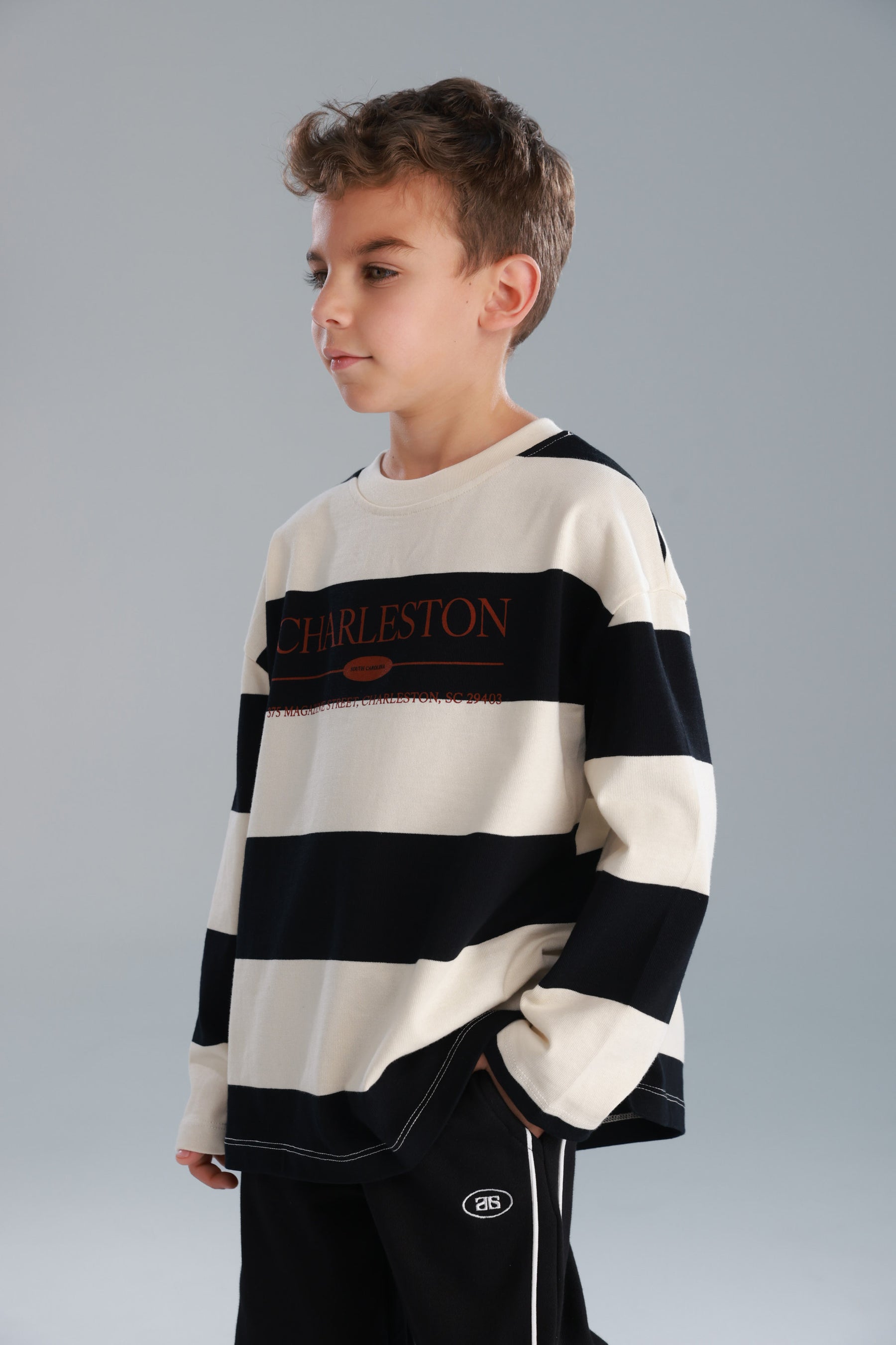 חולצת ויולה שחור/שמנת