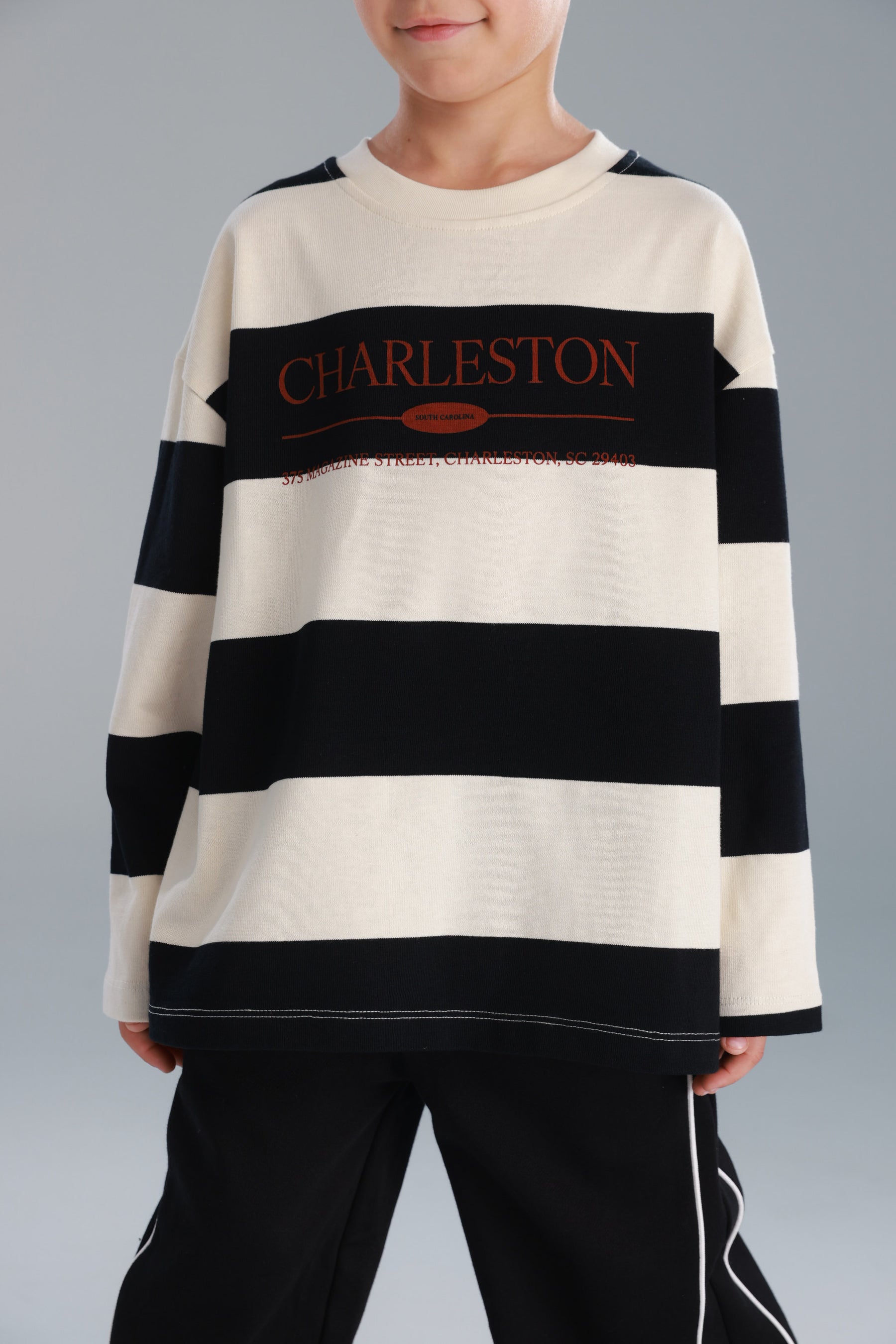 חולצת ויולה שחור/שמנת