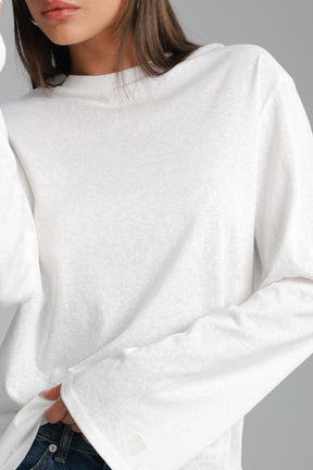 חולצת אמור לבנה