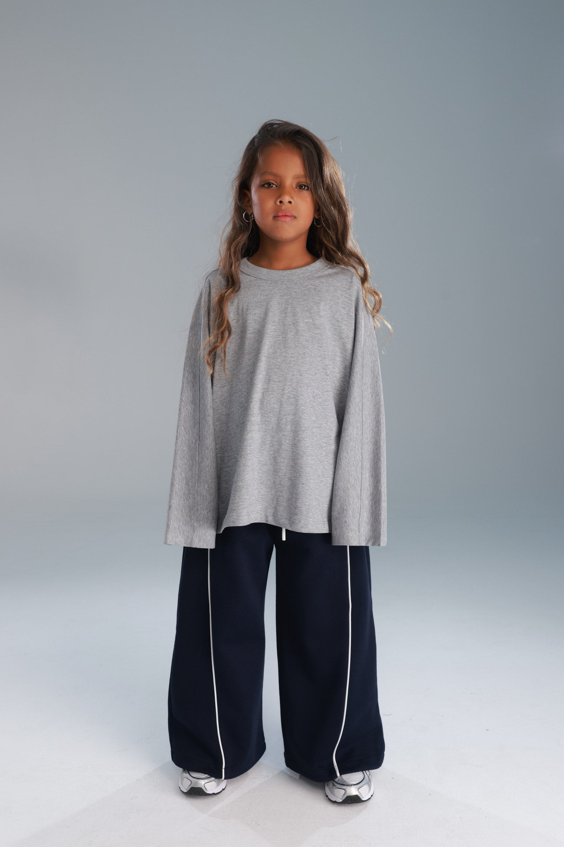 חולצת קרינה אפורה