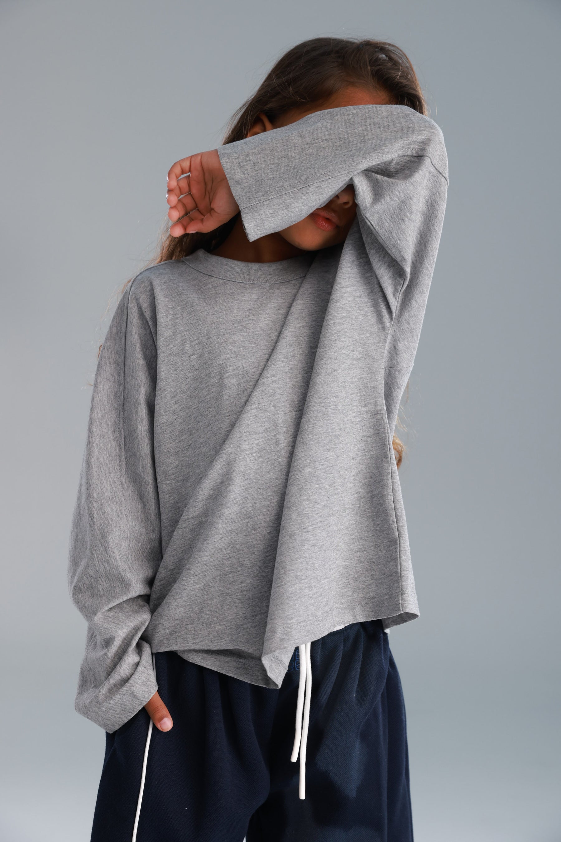 חולצת קרינה אפורה