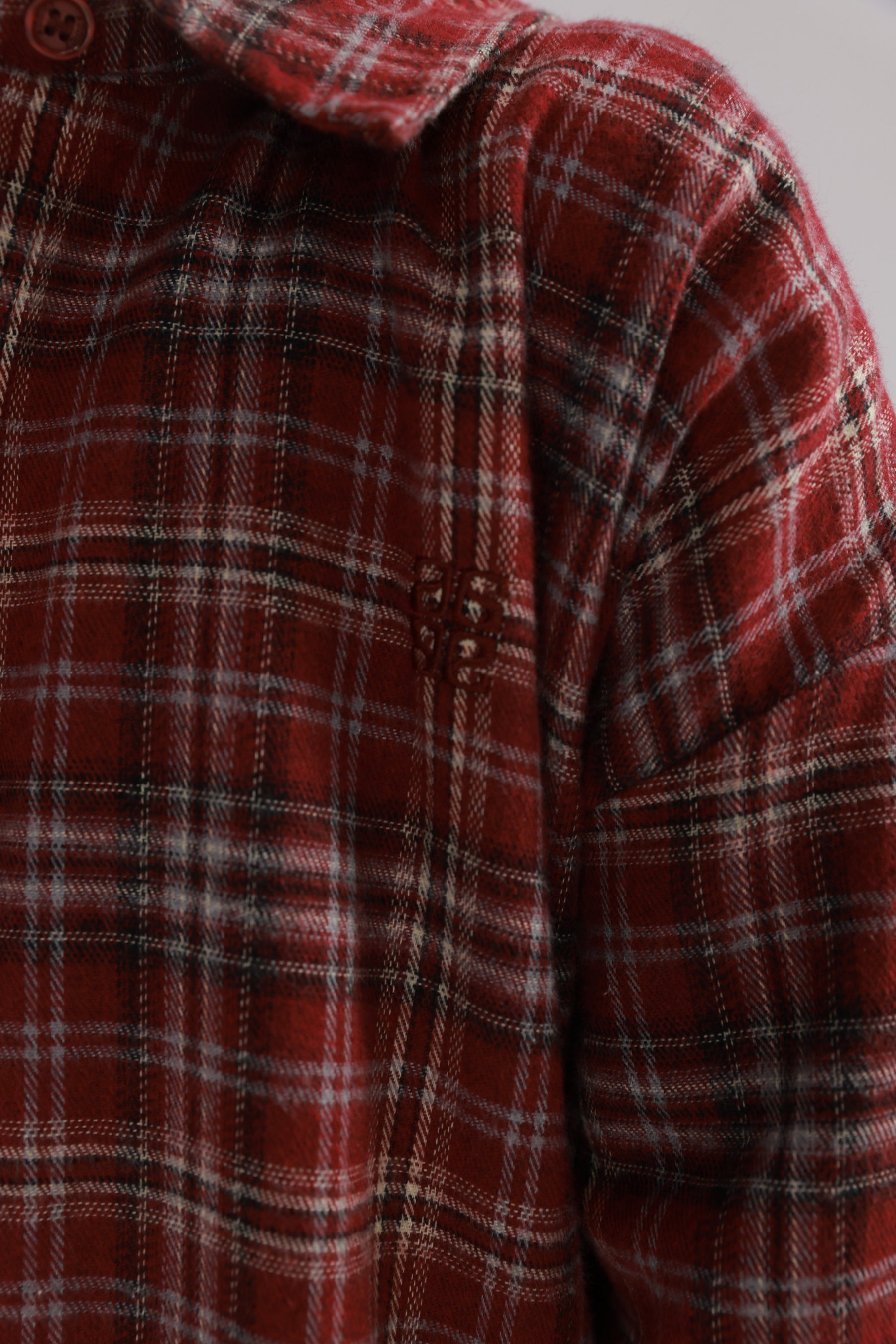 חולצת איב מכופתרת בורדו