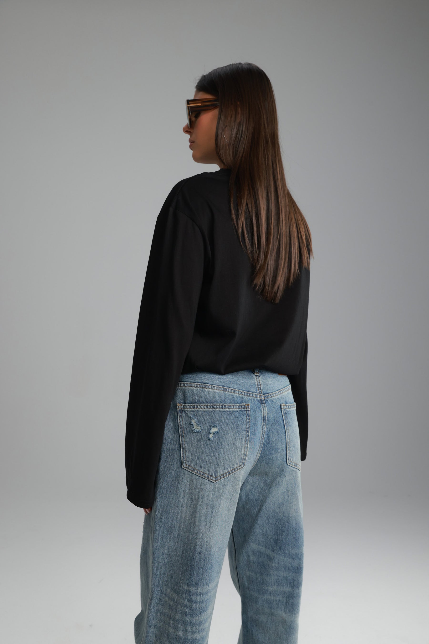 חולצת אמור שחורה