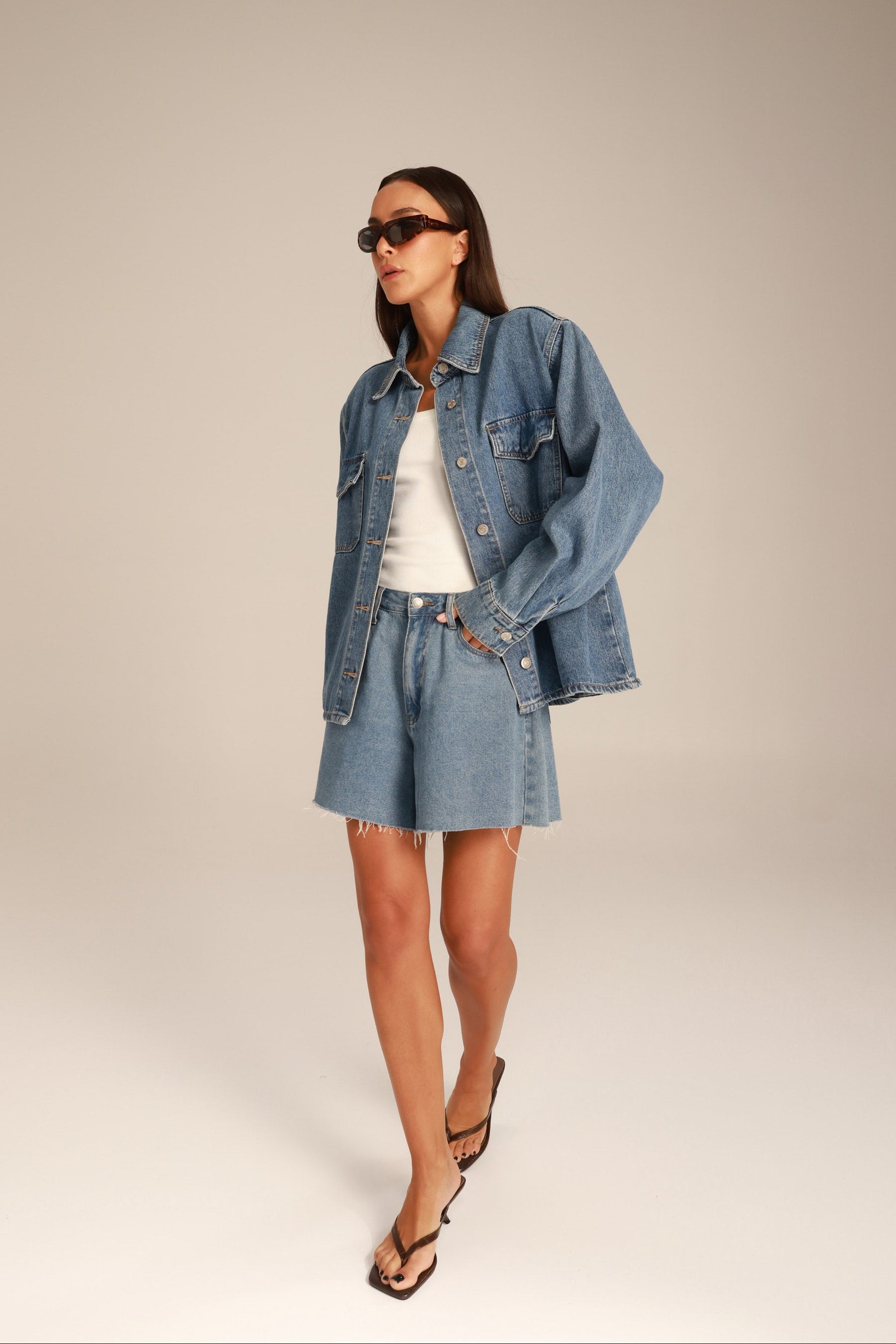 ג'ינס קצר לאונרדו כחול