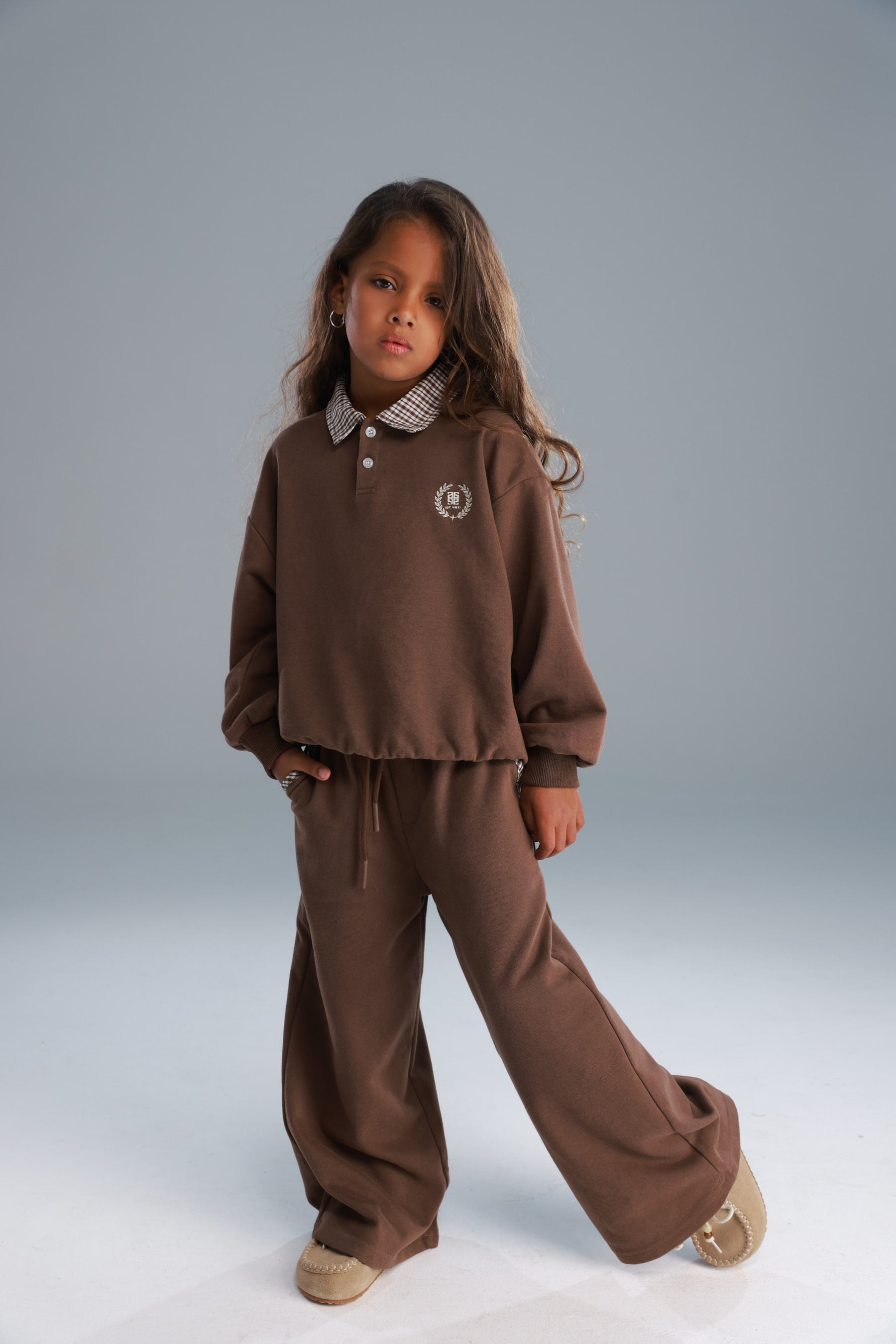 חליפת מאריס חומה