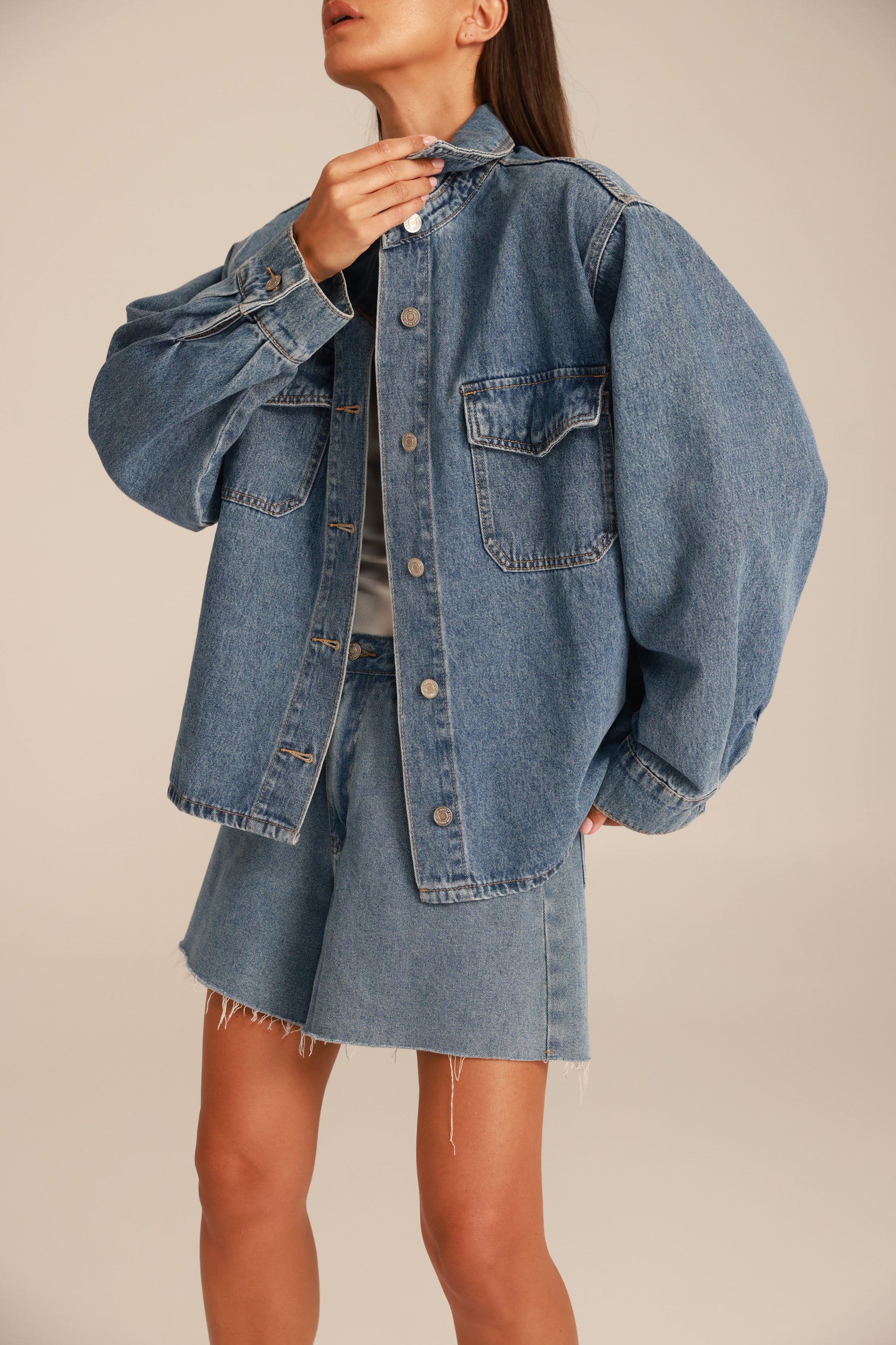 חולצת ג'ינס היילי כחול בהיר