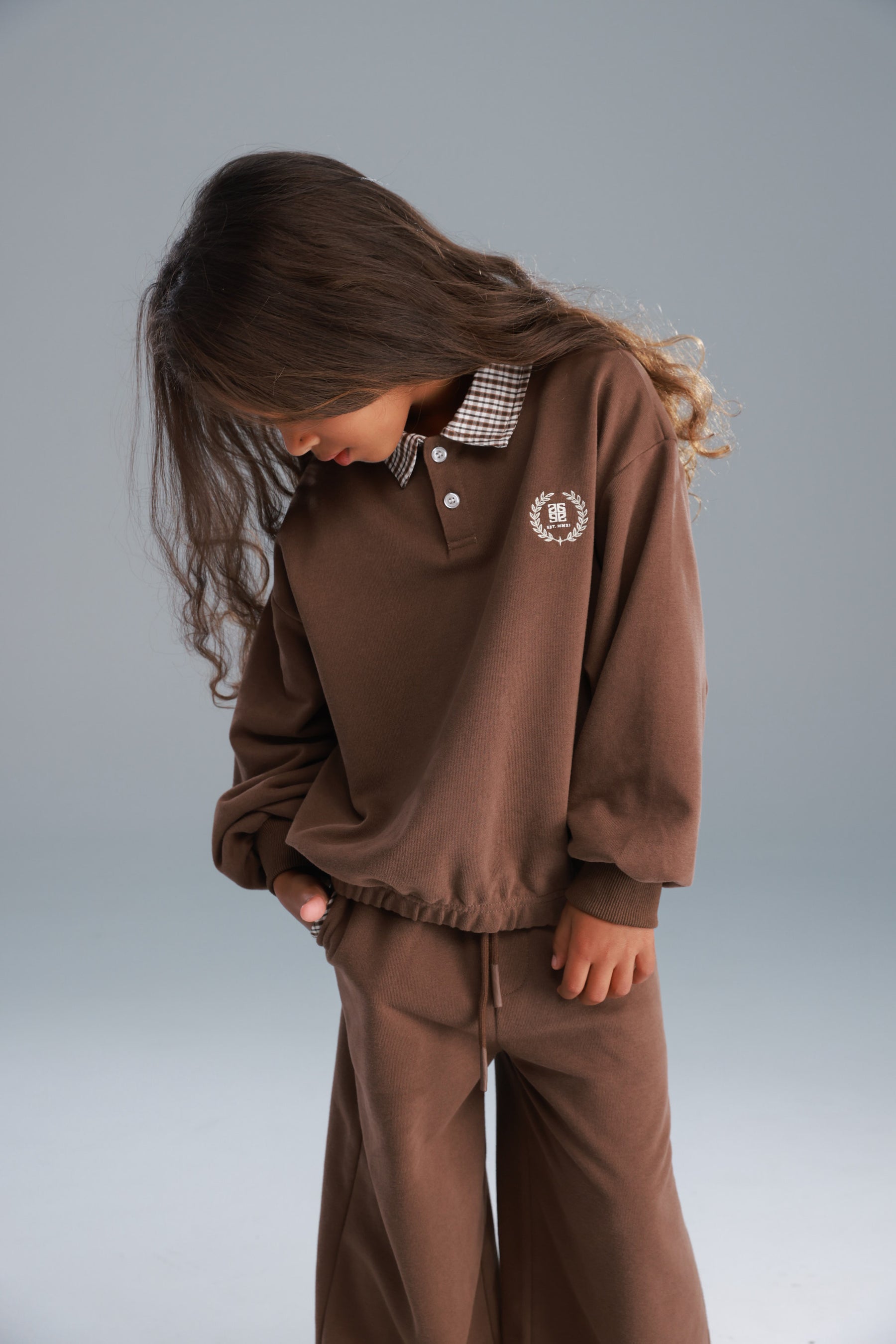 חליפת מאריס חומה