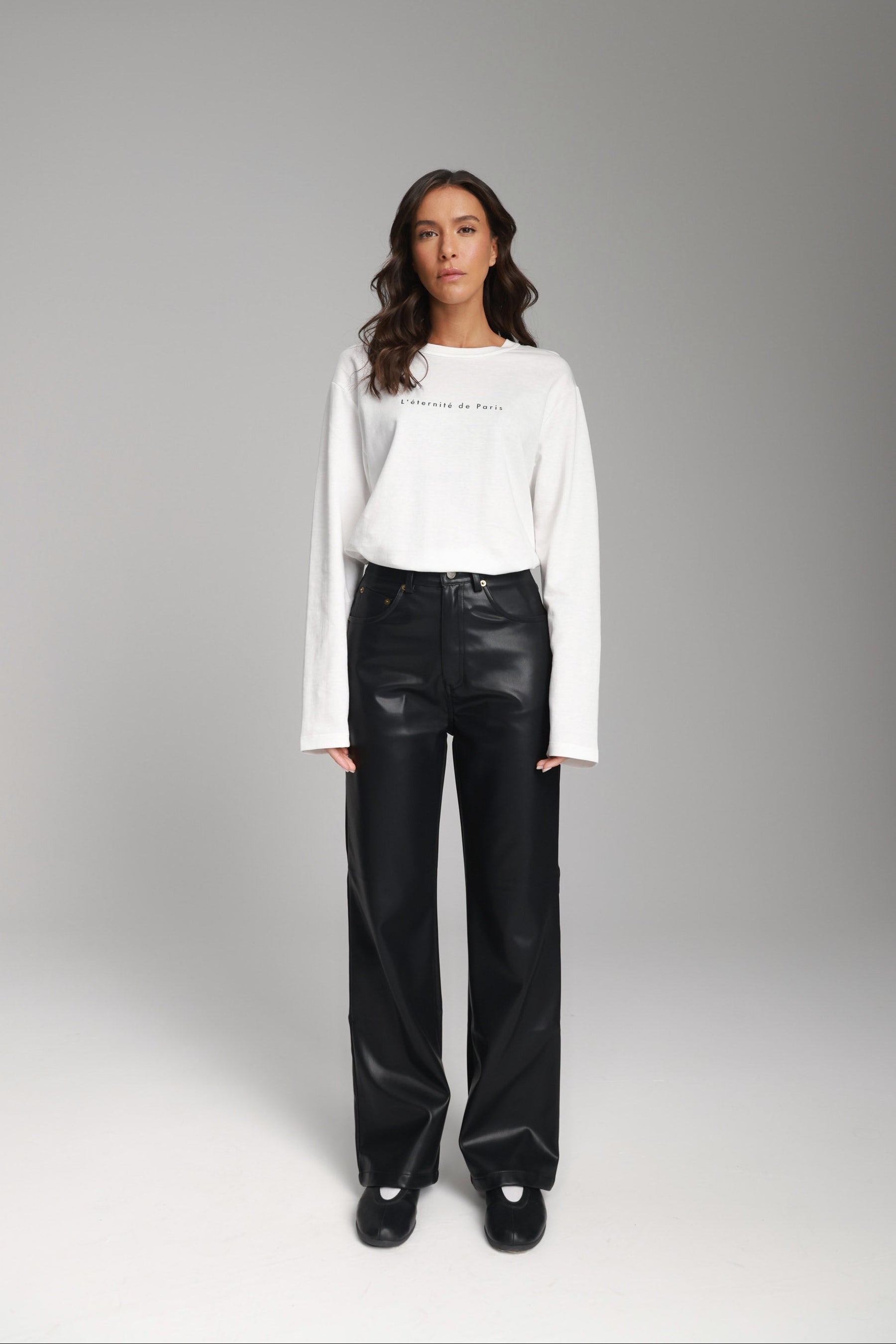 חולצת אמי לבנה