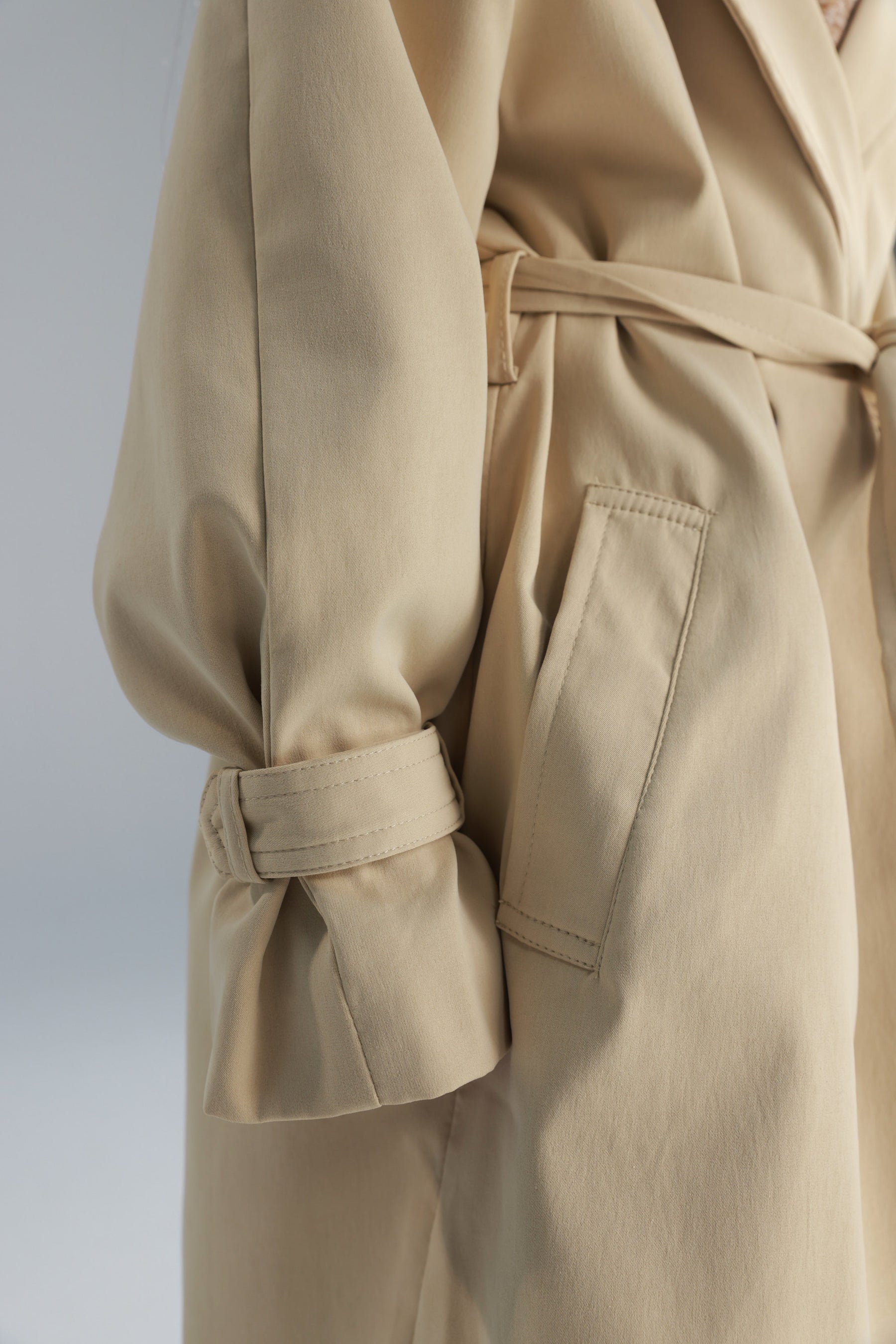 טרנץ' ריהאן בלונד