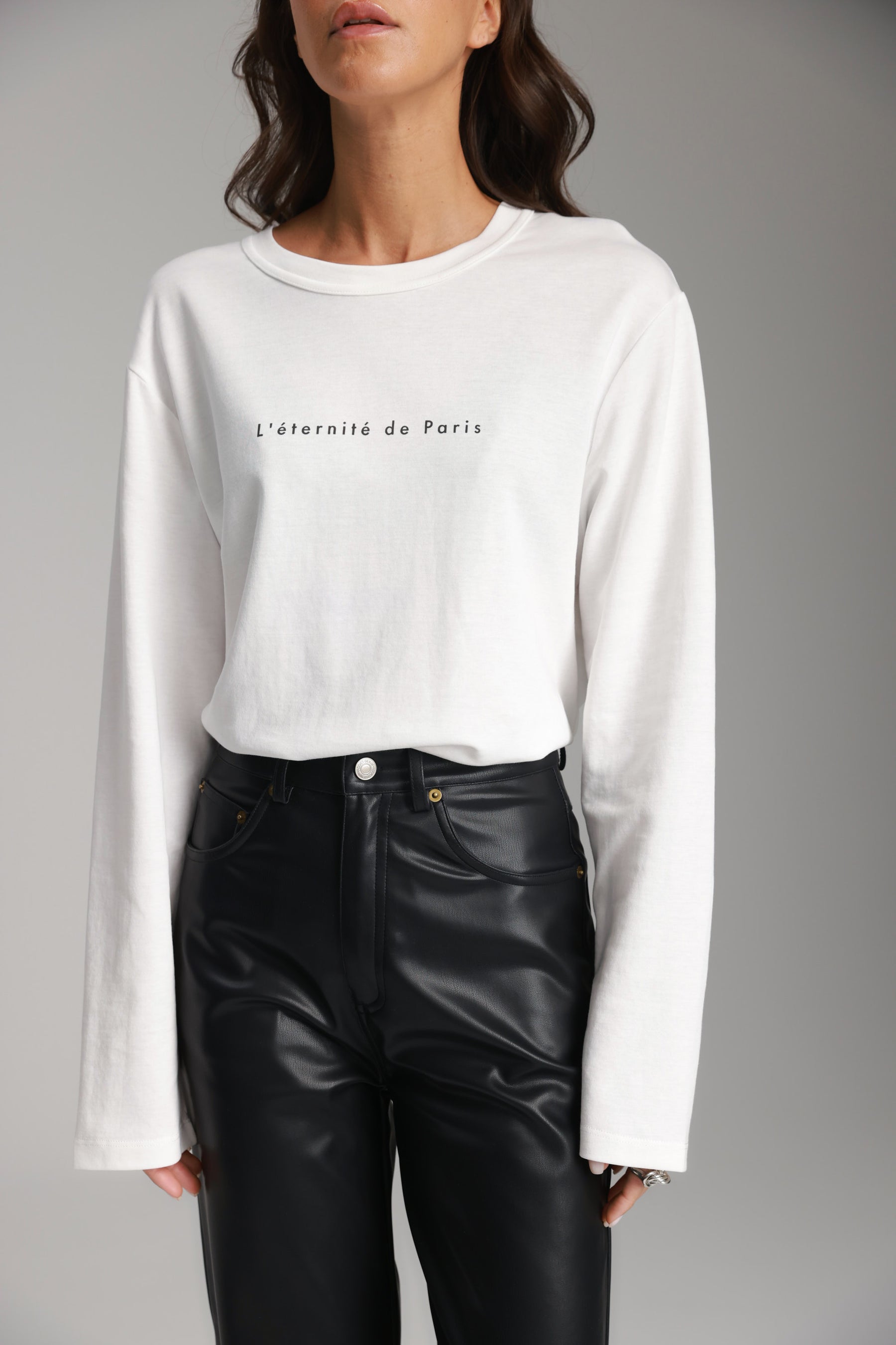 חולצת אמי לבנה