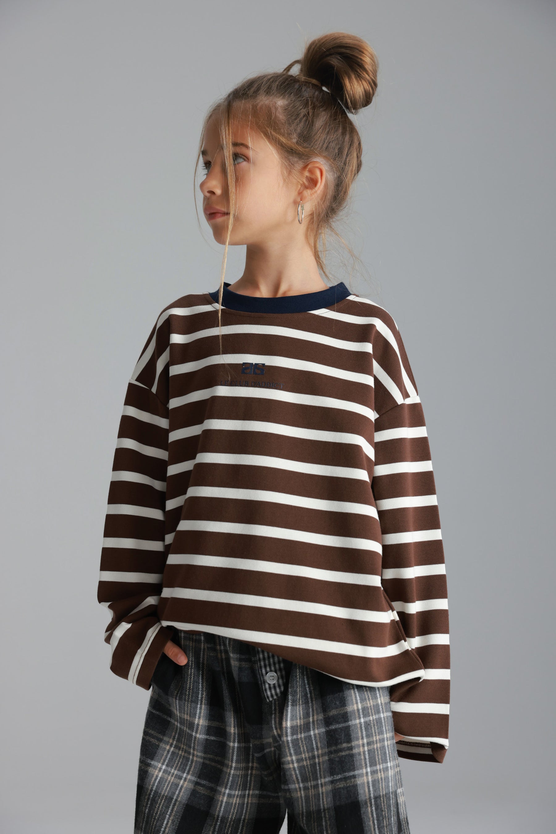 חולצת פול פסים חום/לבן