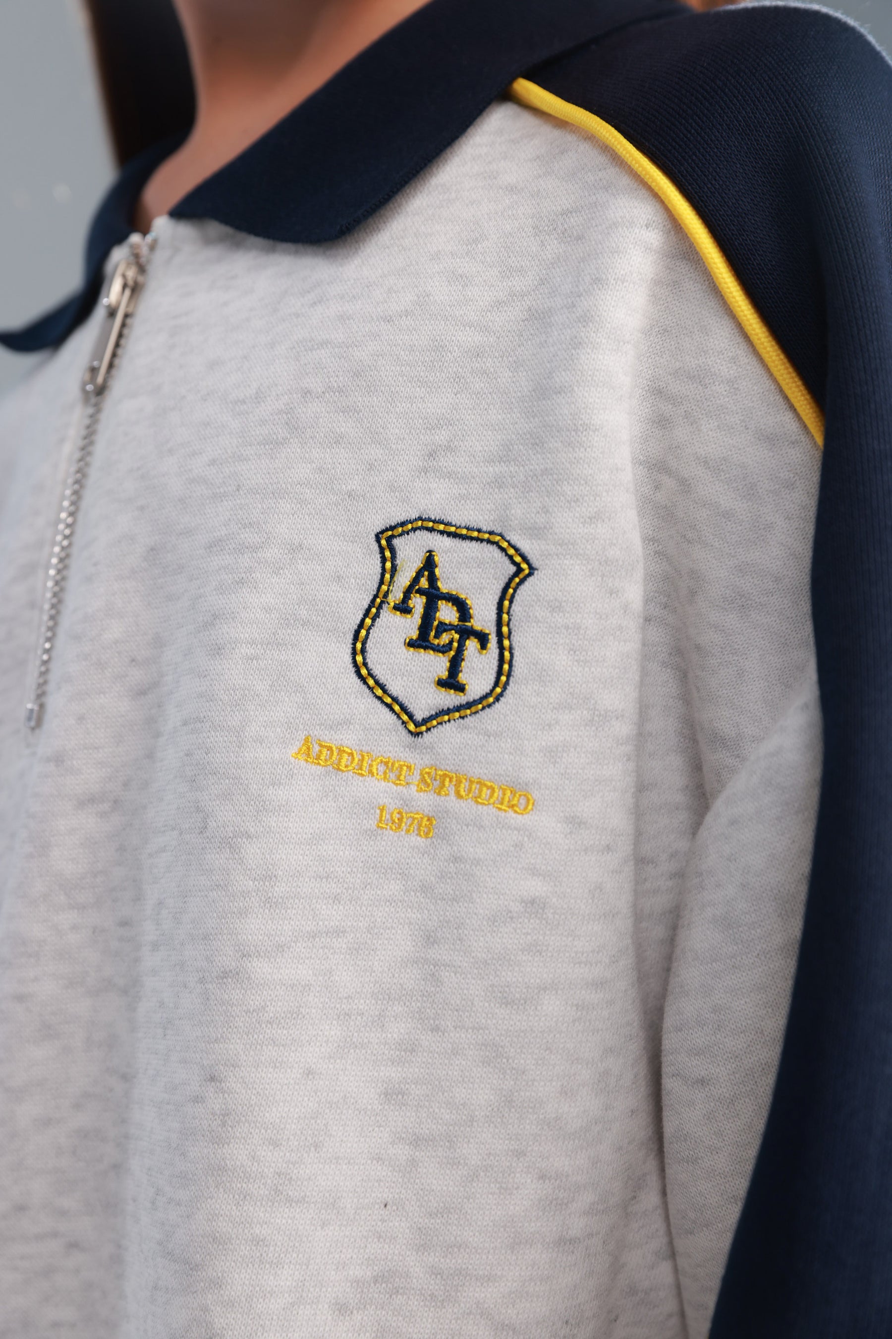 סוויטשירט לין אפור