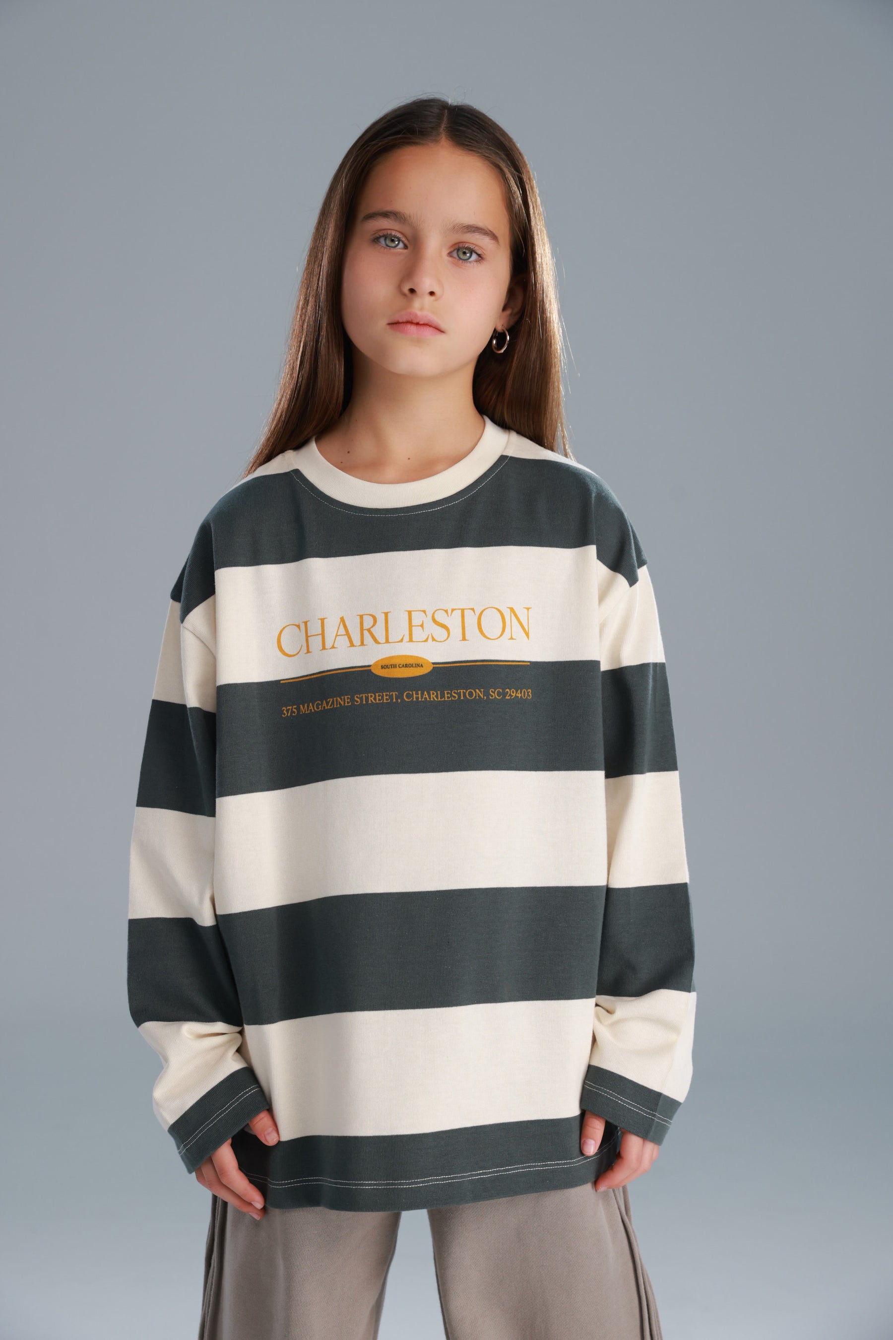 חולצת ויולה ירוק/שמנת