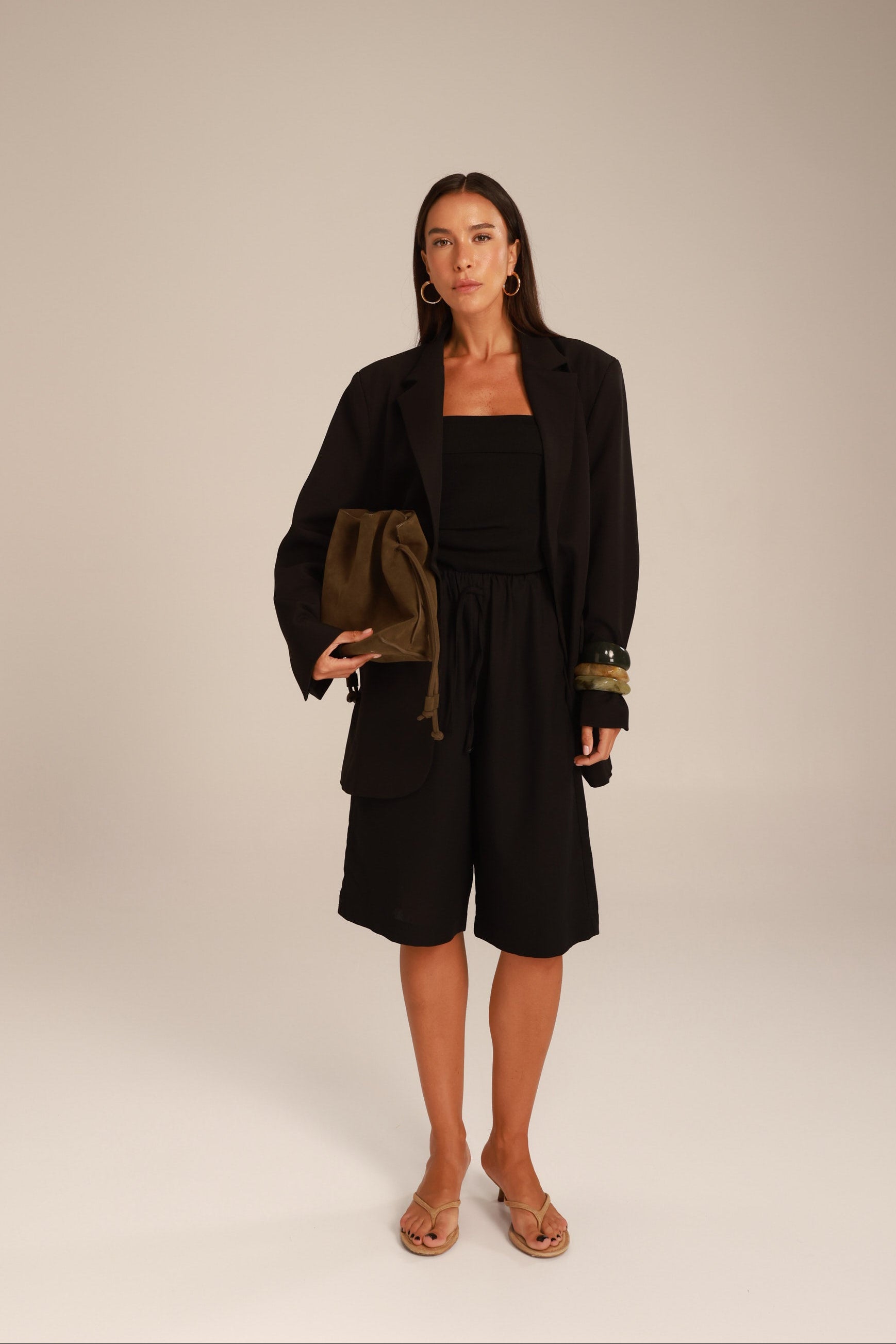 חולצת סטרפלס לילה שחורה