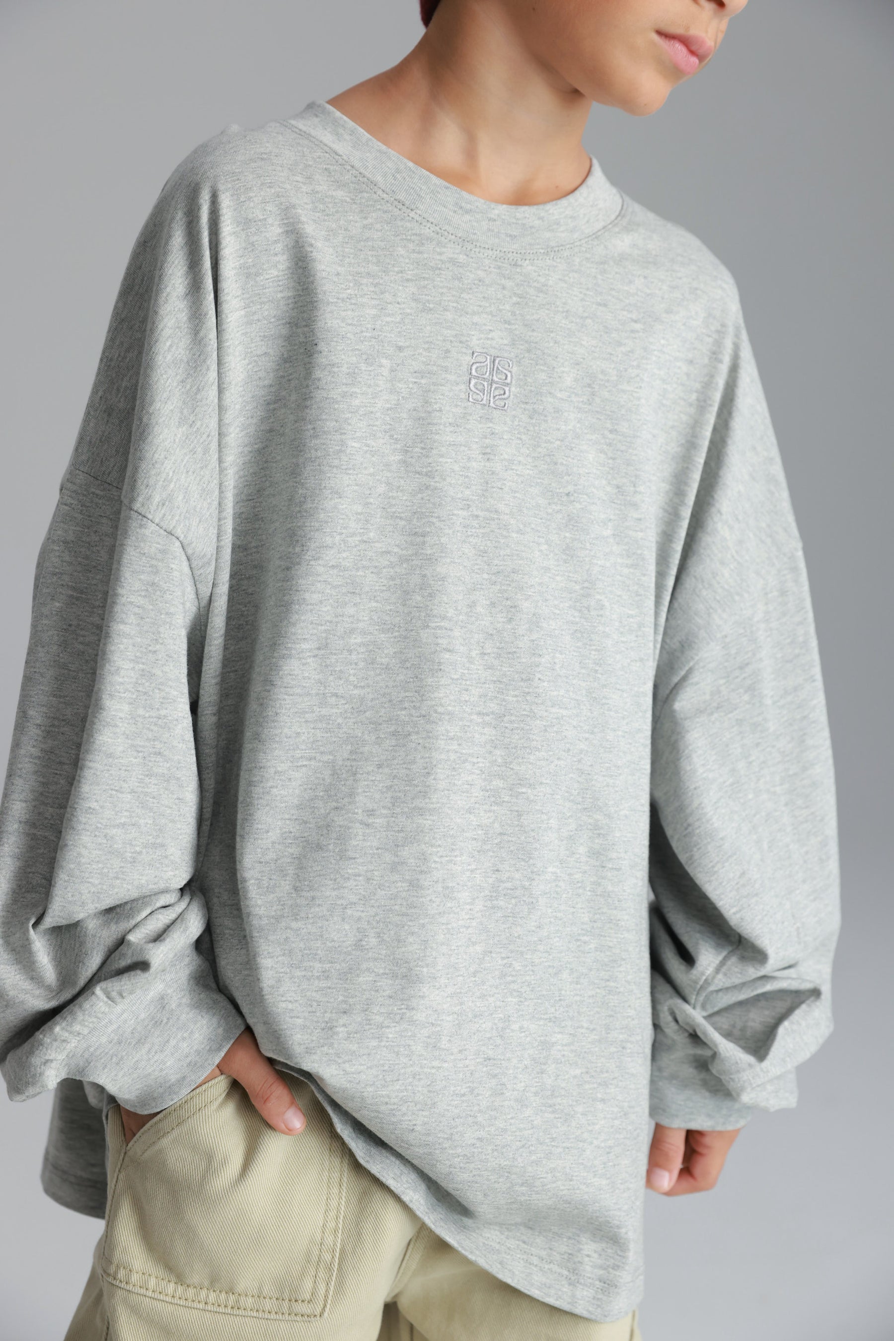 חולצת סנטי אפורה