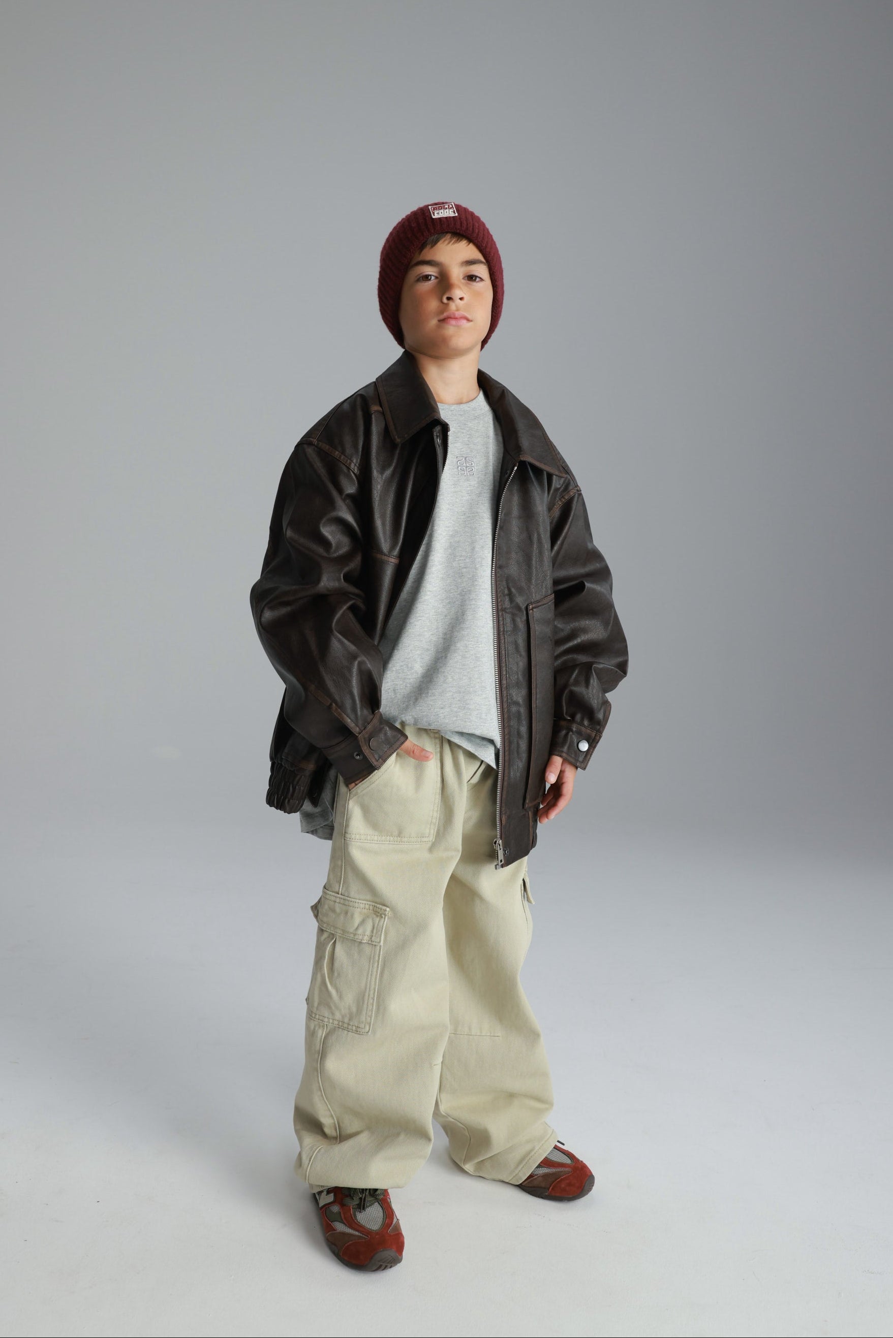 מעיל האנה דמוי עור חום כהה