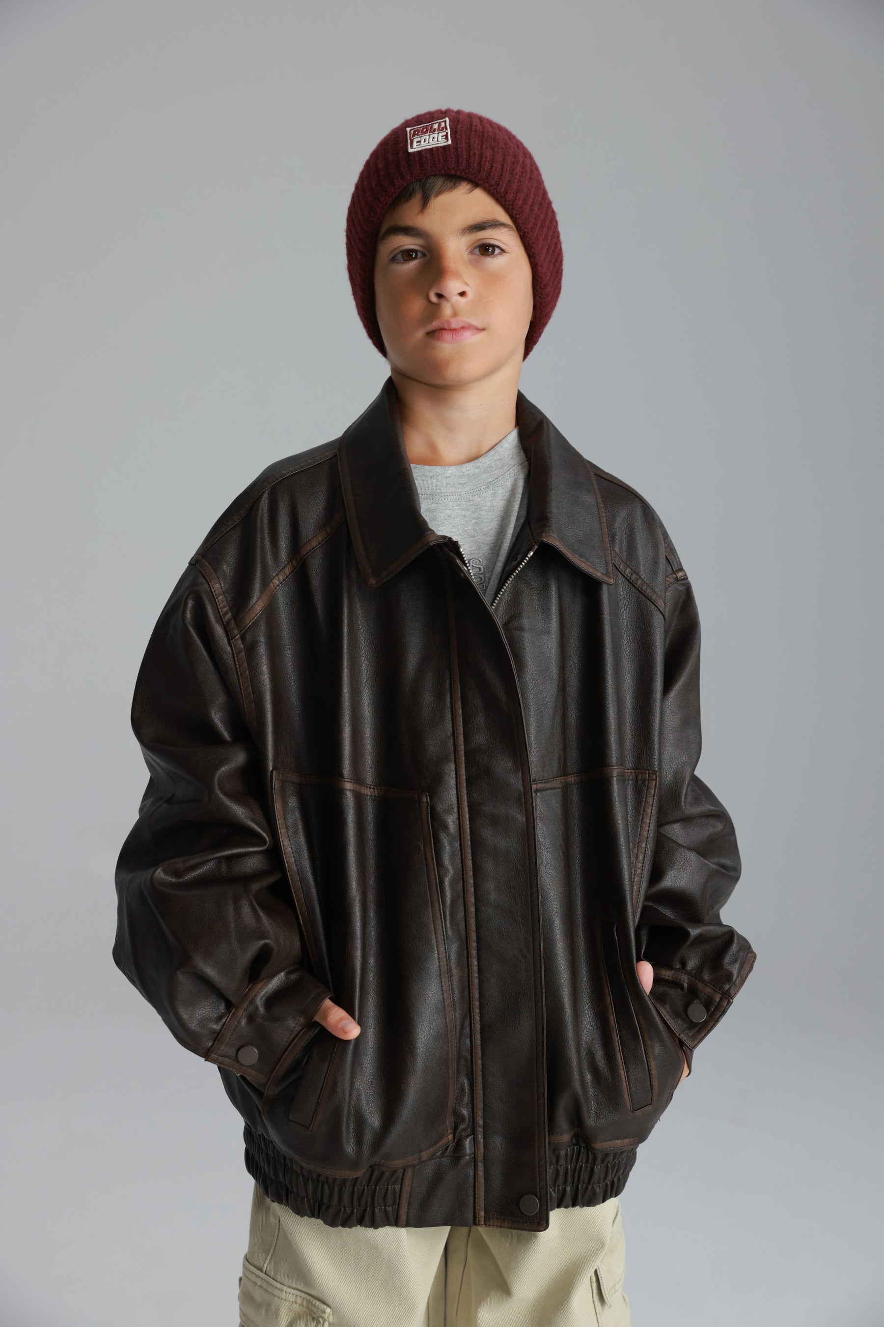 מעיל האנה דמוי עור חום כהה