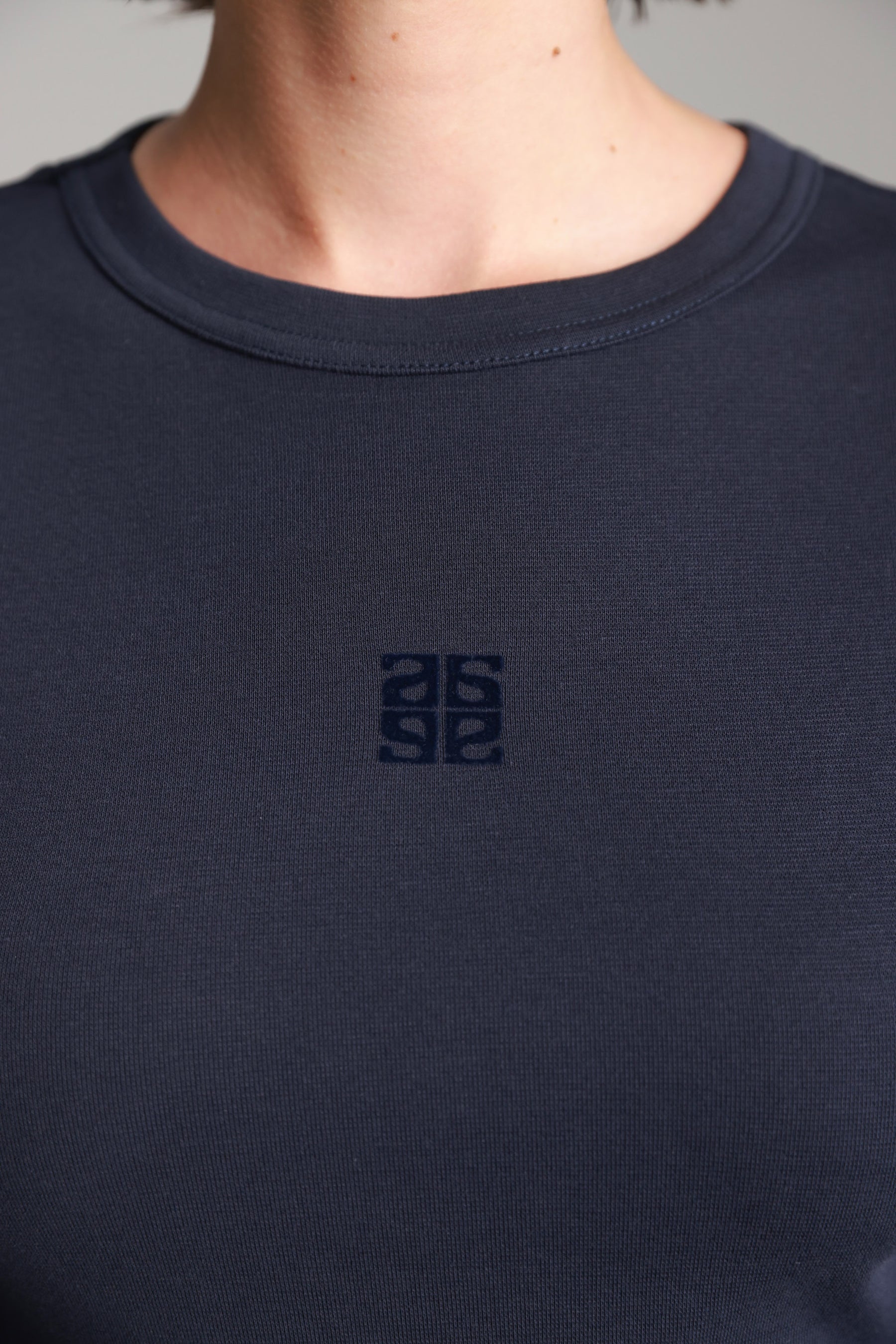 חולצת אולינה נייבי