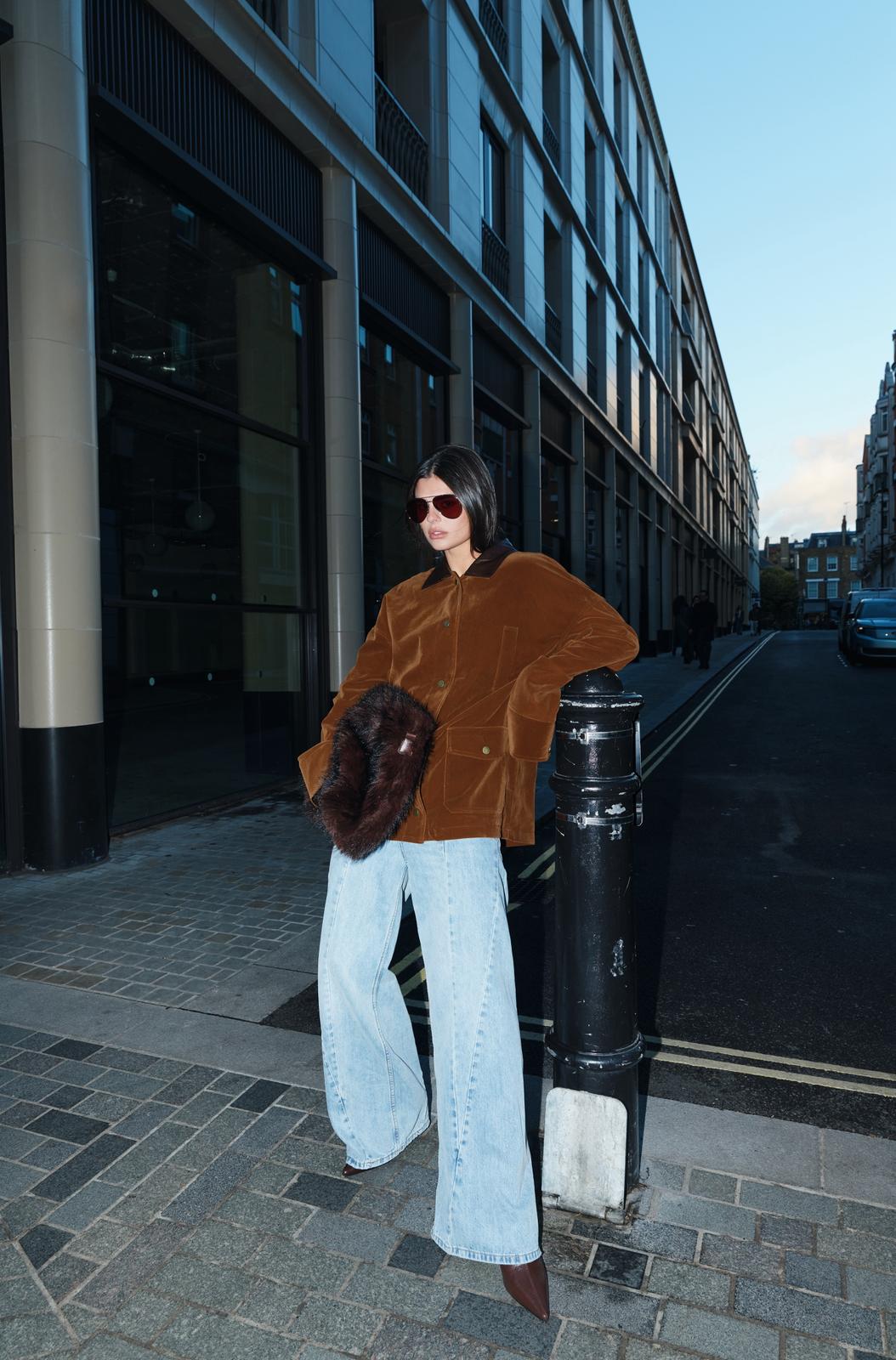 ג'קט אדריאנה חום בהיר