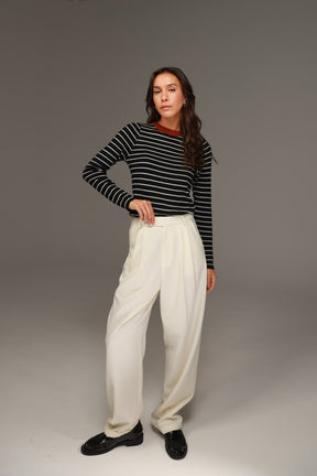 חולצת ויקה פסים שחור/שמנת צווארון בורדו