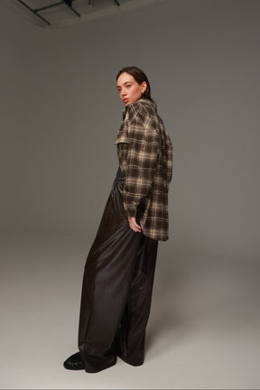 מכנסי טרוור דמוי עור חומים