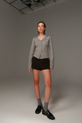 חולצת גבי אפור בהיר