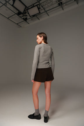 חולצת גבי אפור בהיר