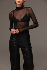 חולצת טיילור שחורה