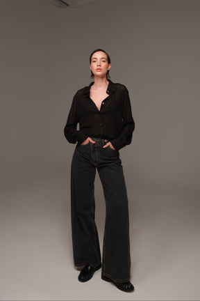 חולצת לוסי מכופתרת שחורה