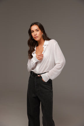 חולצת לוסי מכופתרת לבנה