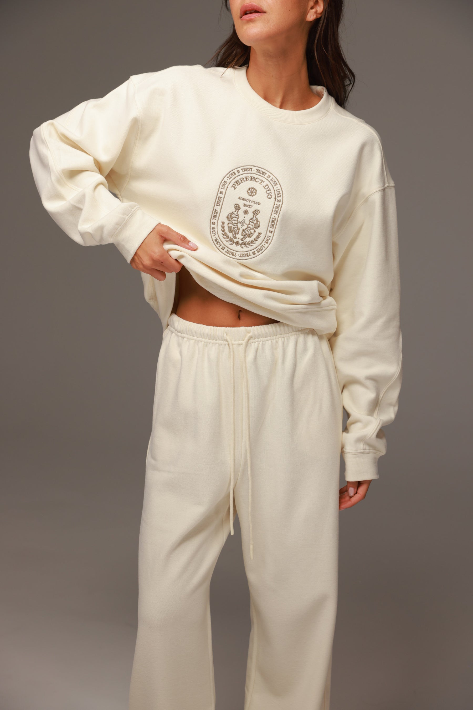 חליפת לנה שמנת