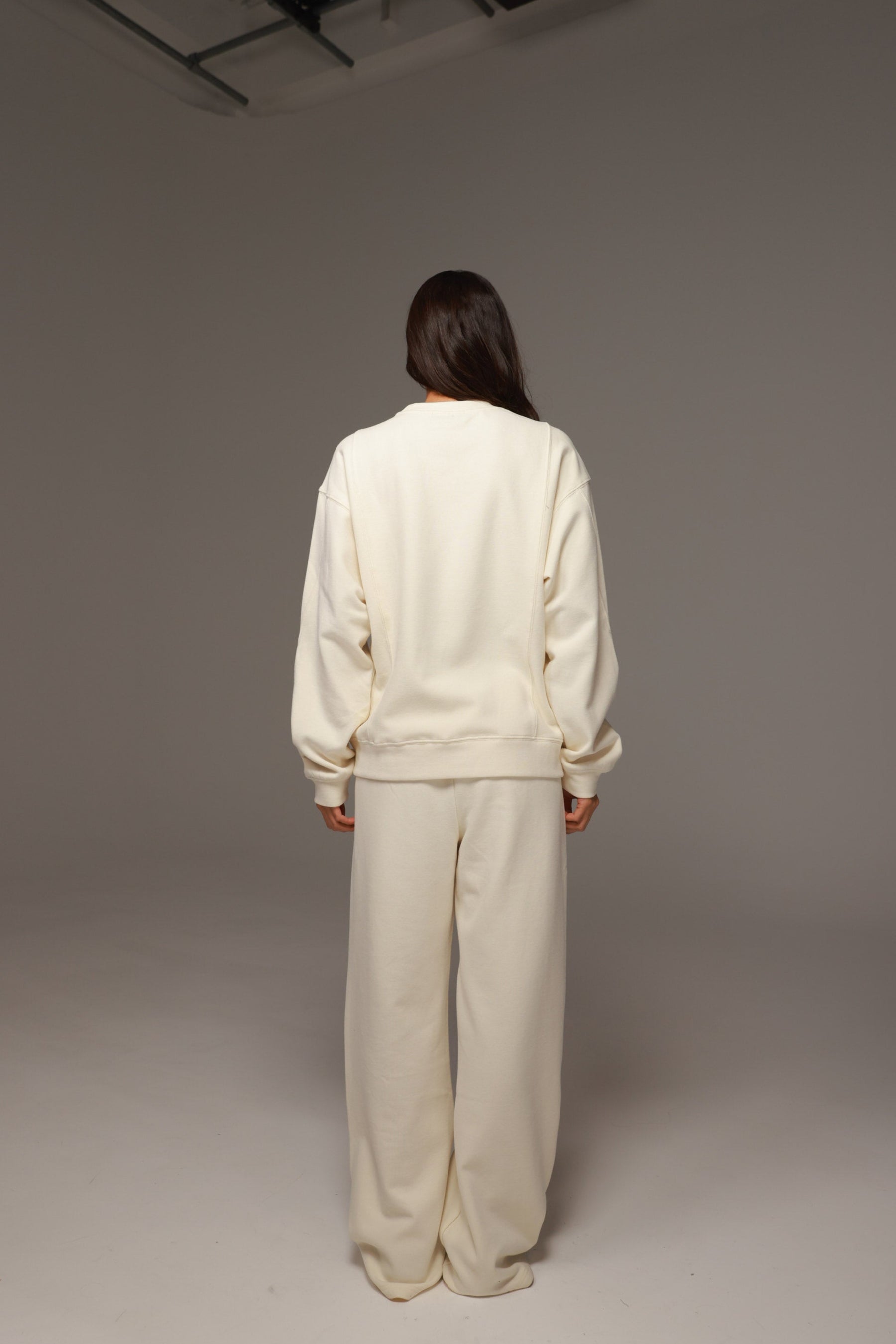 חליפת לנה שמנת