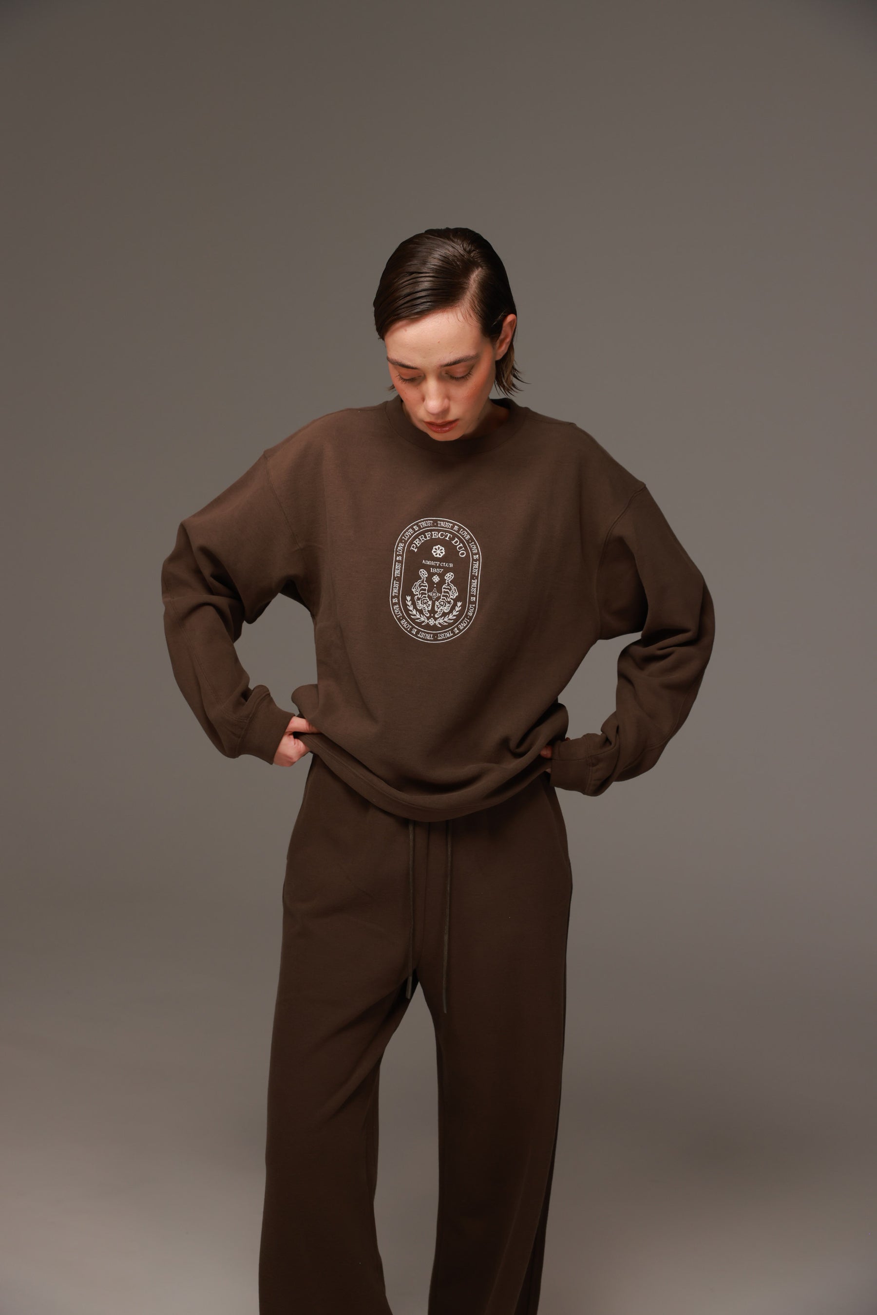 חליפת לנה חומה