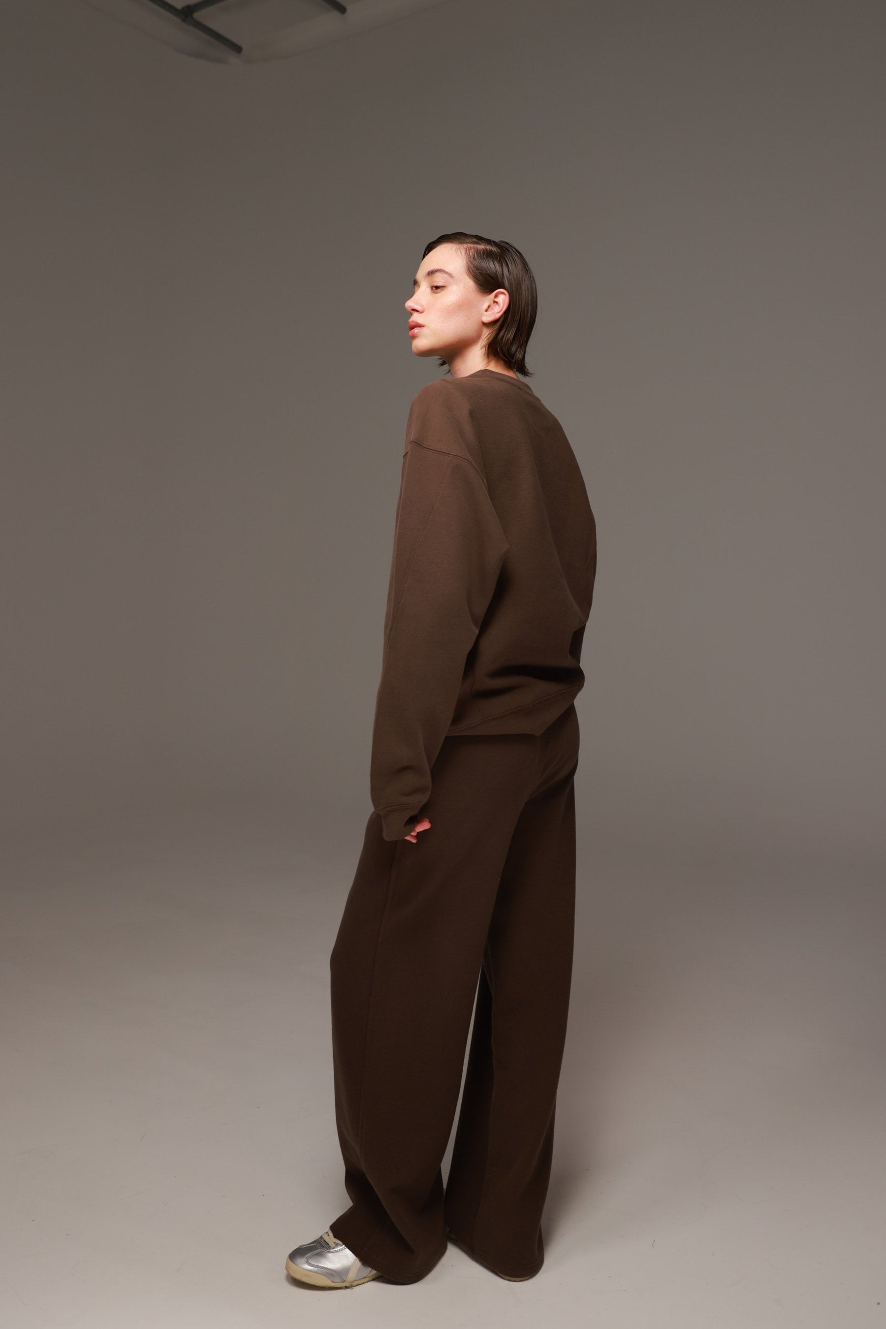 חליפת לנה חומה