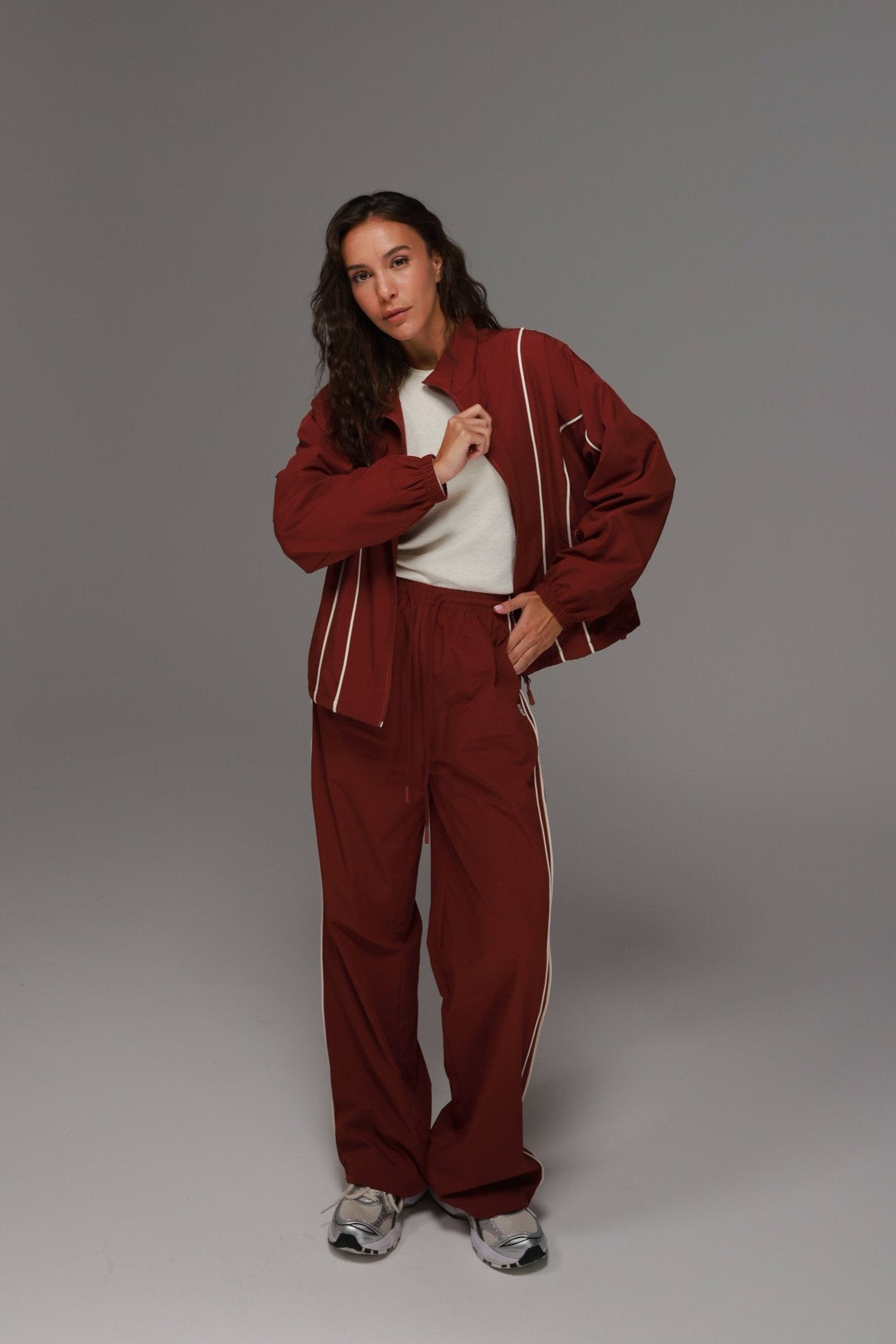 חליפת מלודי בורדו