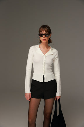 חולצת גבי שמנת