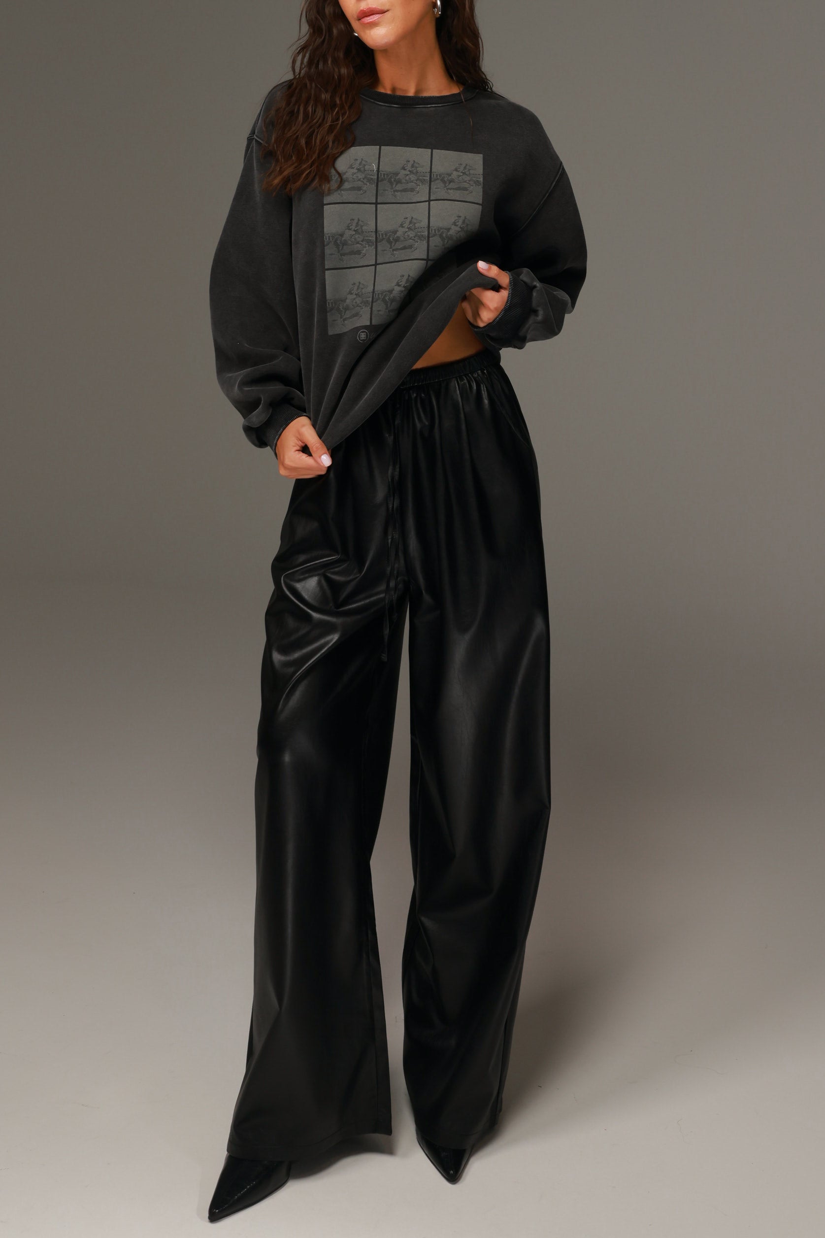 מכנסי טרוור דמוי עור שחורים