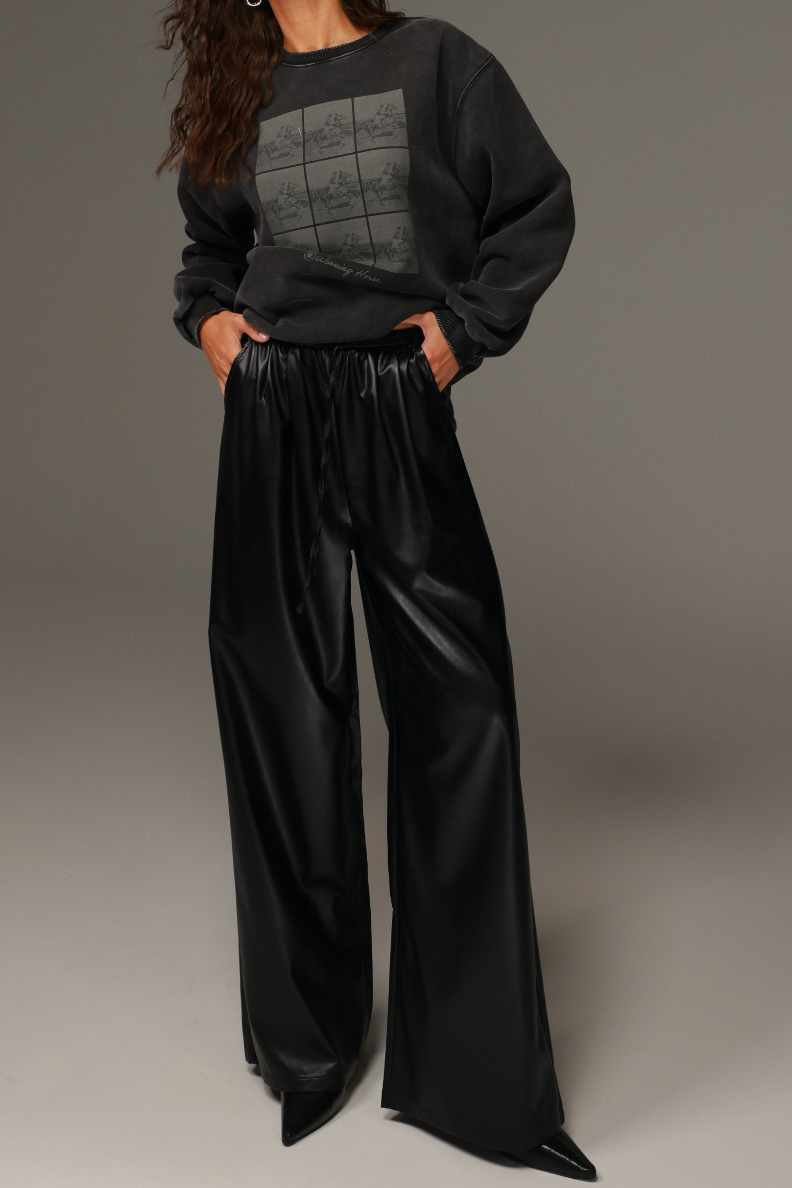 סוויטשירט היילי שחור