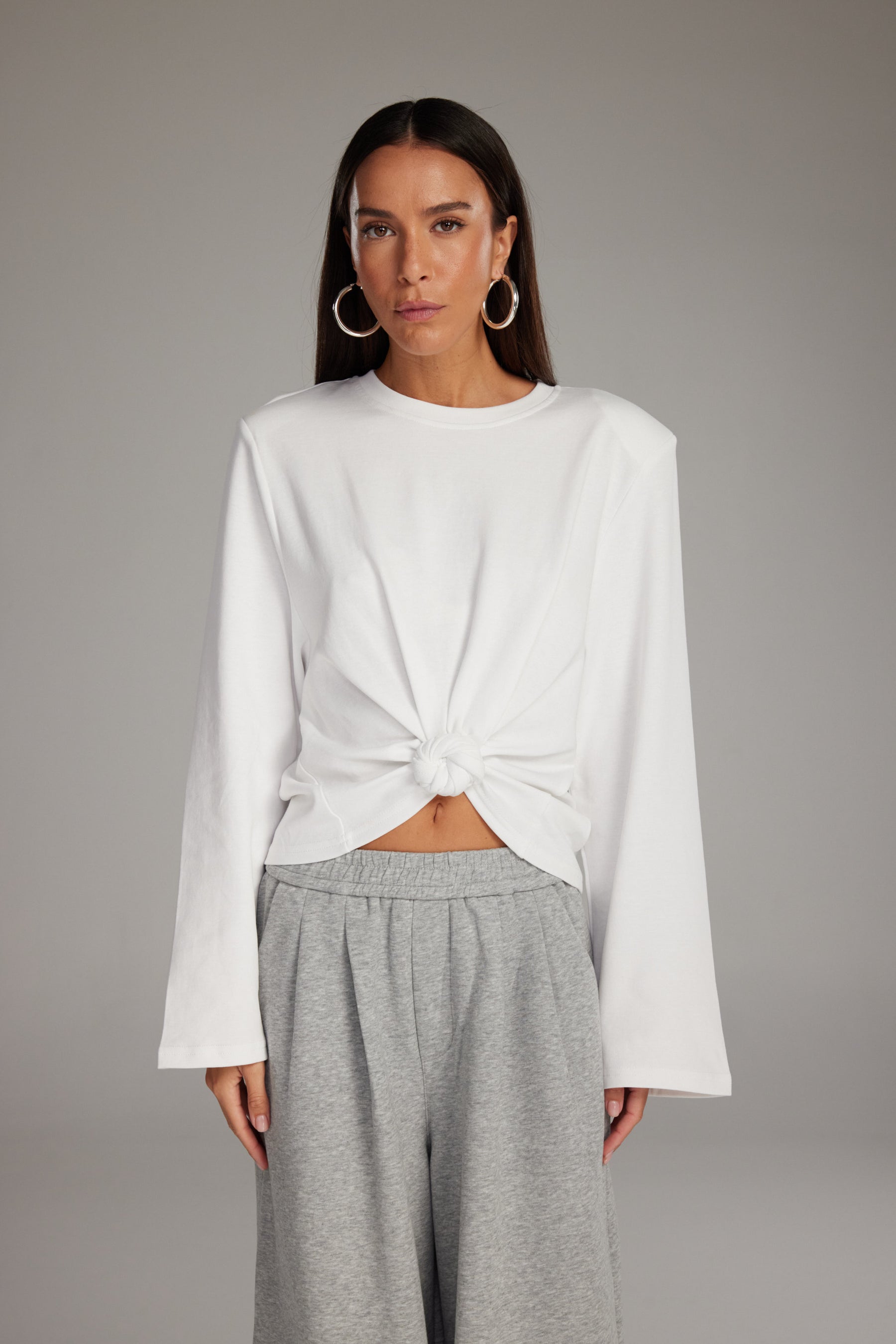 חולצת נואלה לבנה