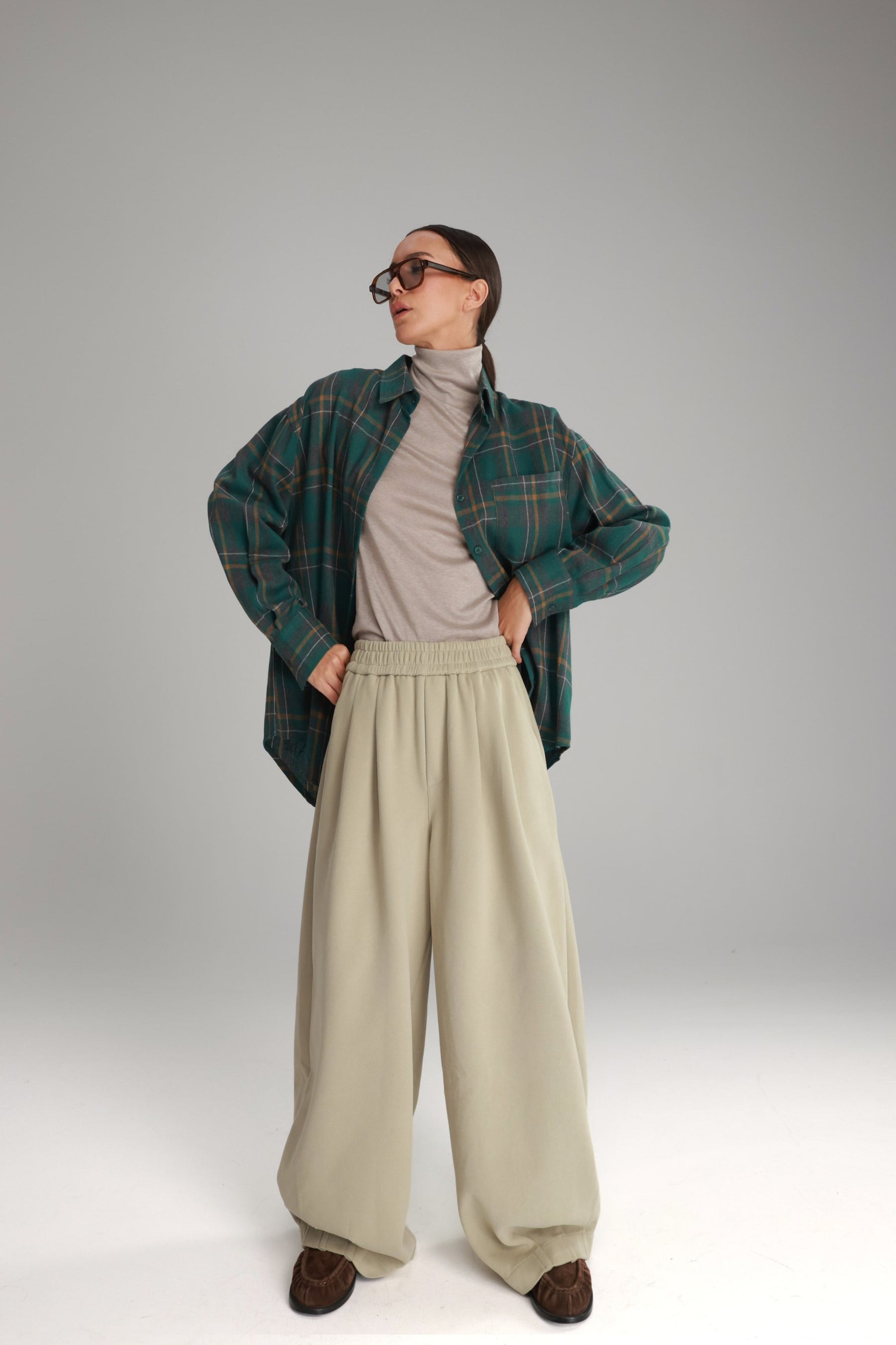 מכנסי בילי בז'