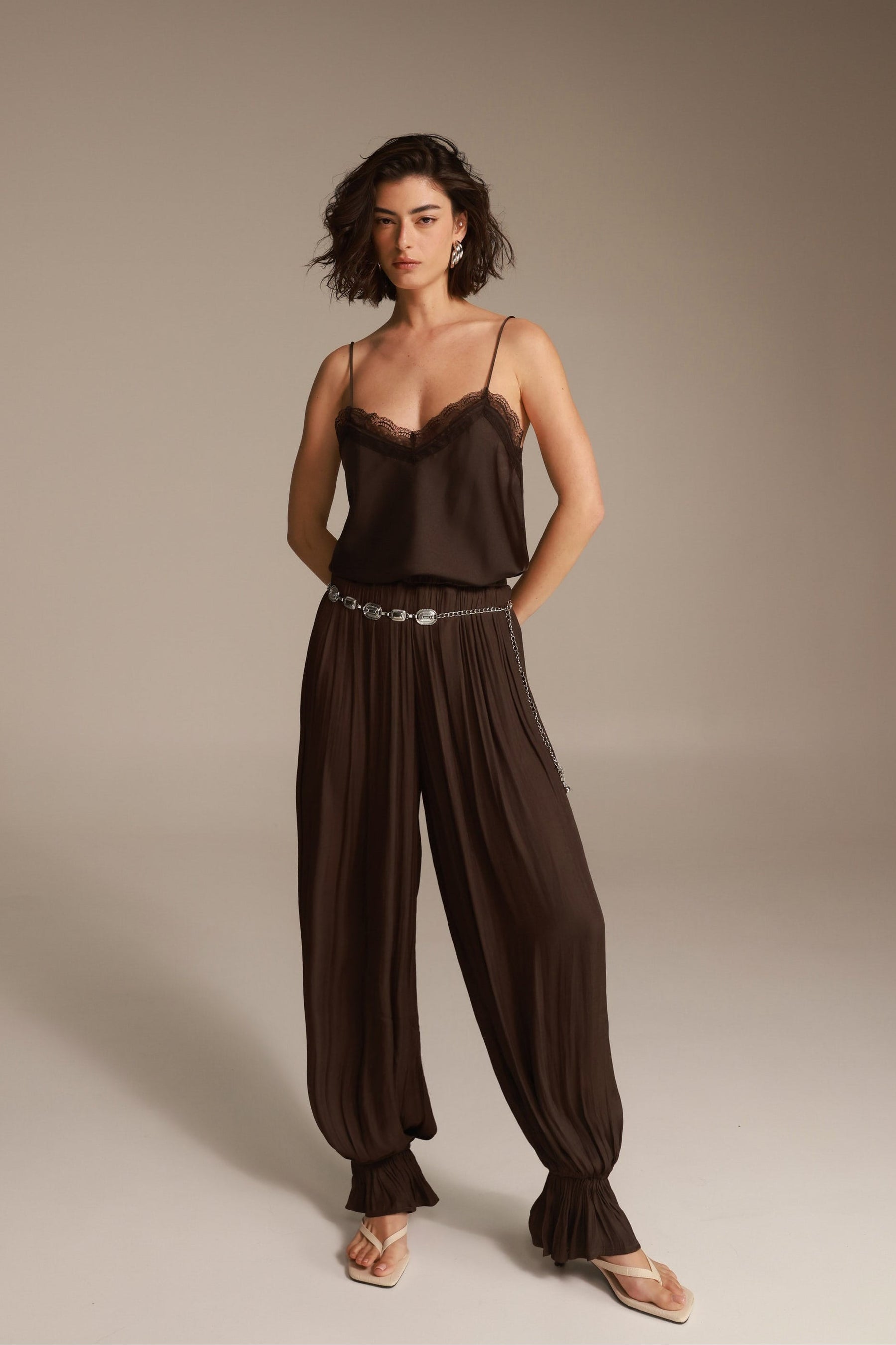 מכנסי אדיה חום כהה