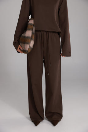 חליפת דייזי חום כהה