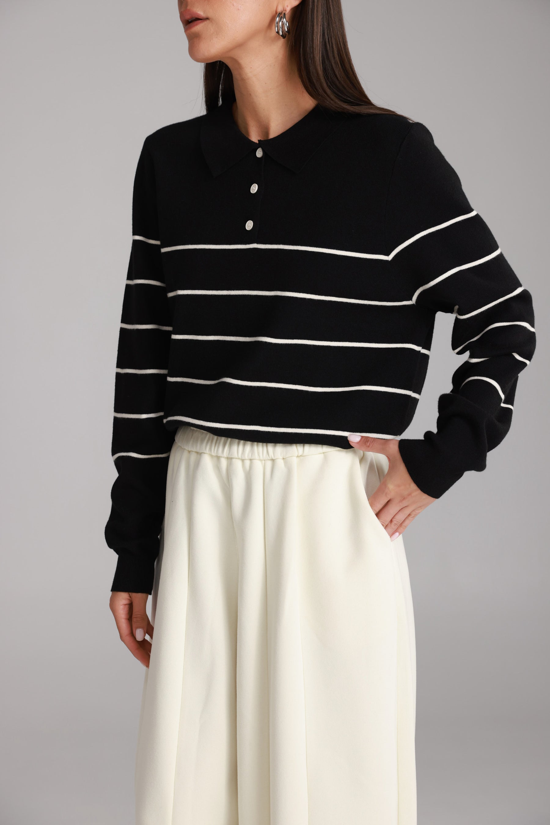 חולצת סריג שיינה שחור/שמנת