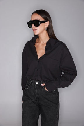 חולצת ניקולאס מכופתרת שחורה