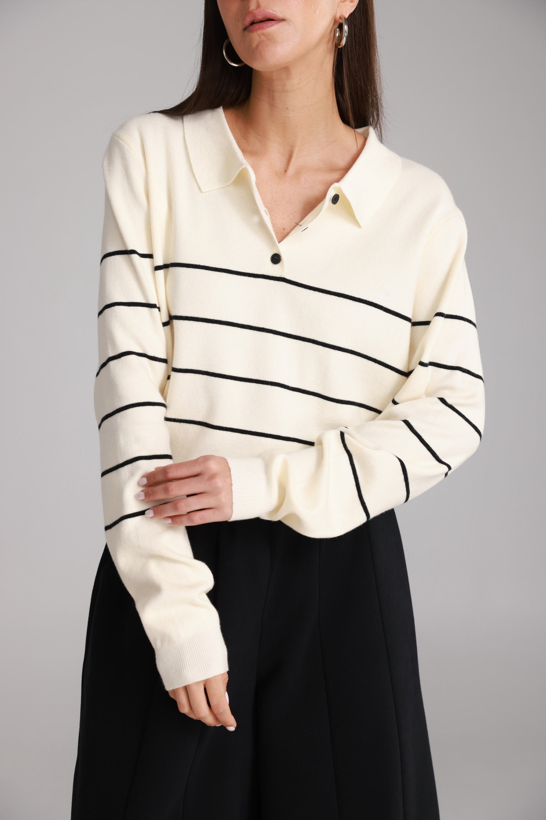 חולצת סריג שיינה שמנת/שחור