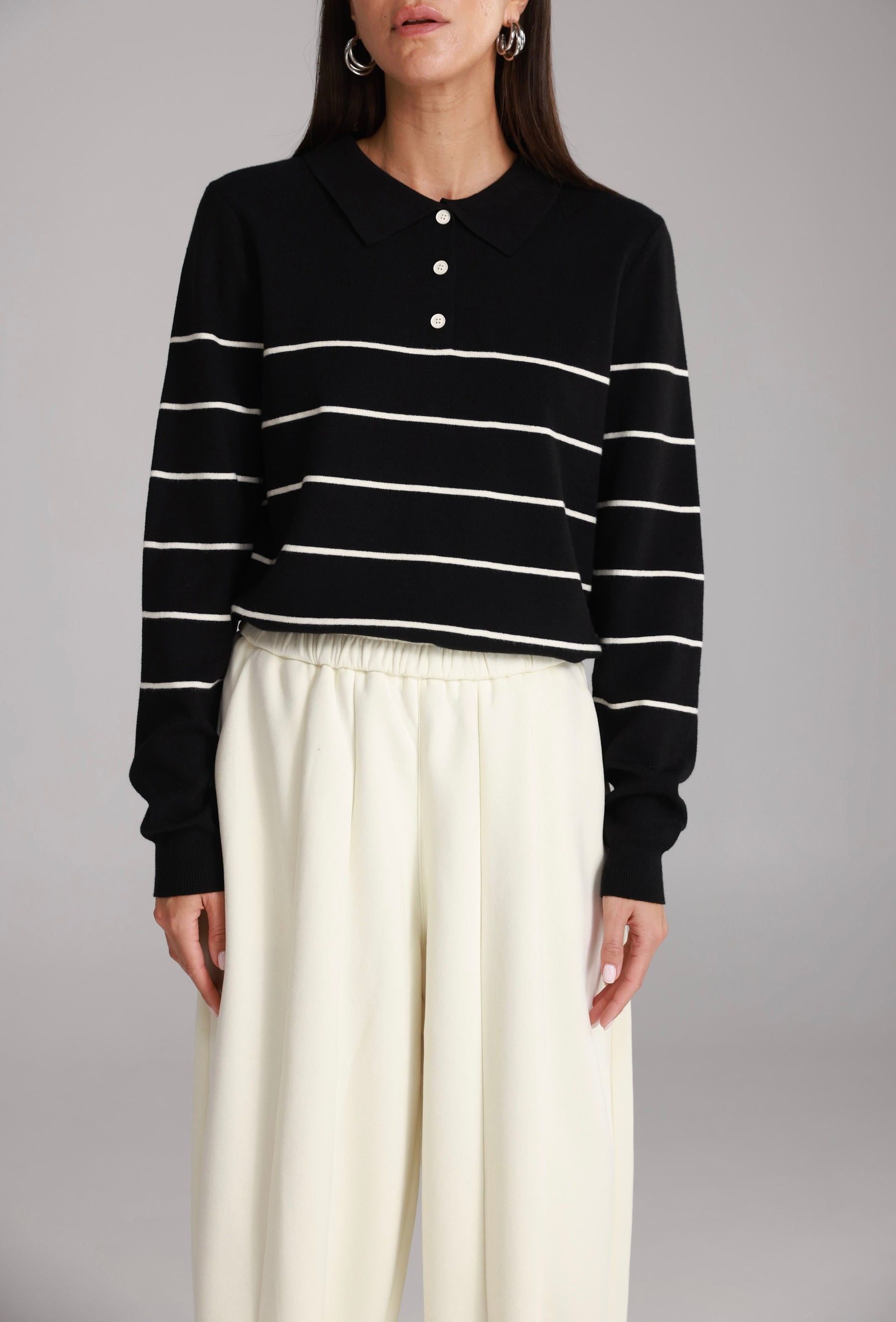 חולצת סריג שיינה שחור/שמנת