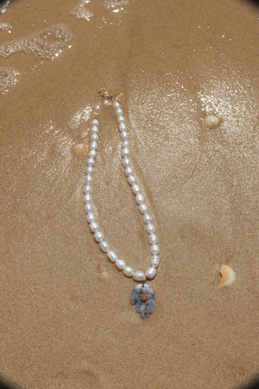 Thea Pearls Necklace
